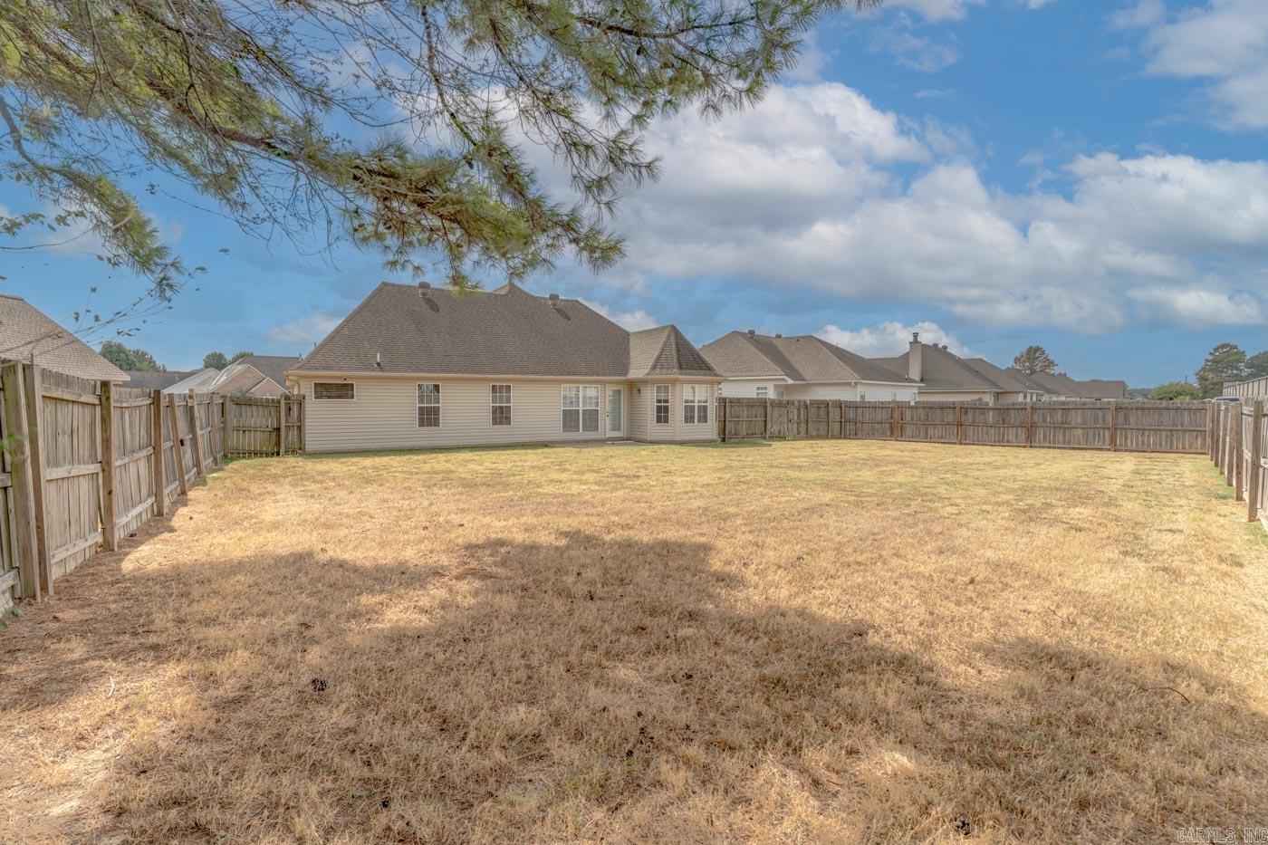 5408 Deerfield Dr  Jonesboro, AR