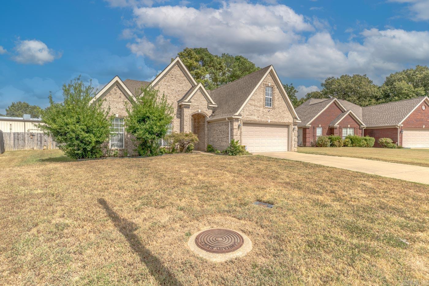 5408 Deerfield Dr  Jonesboro, AR