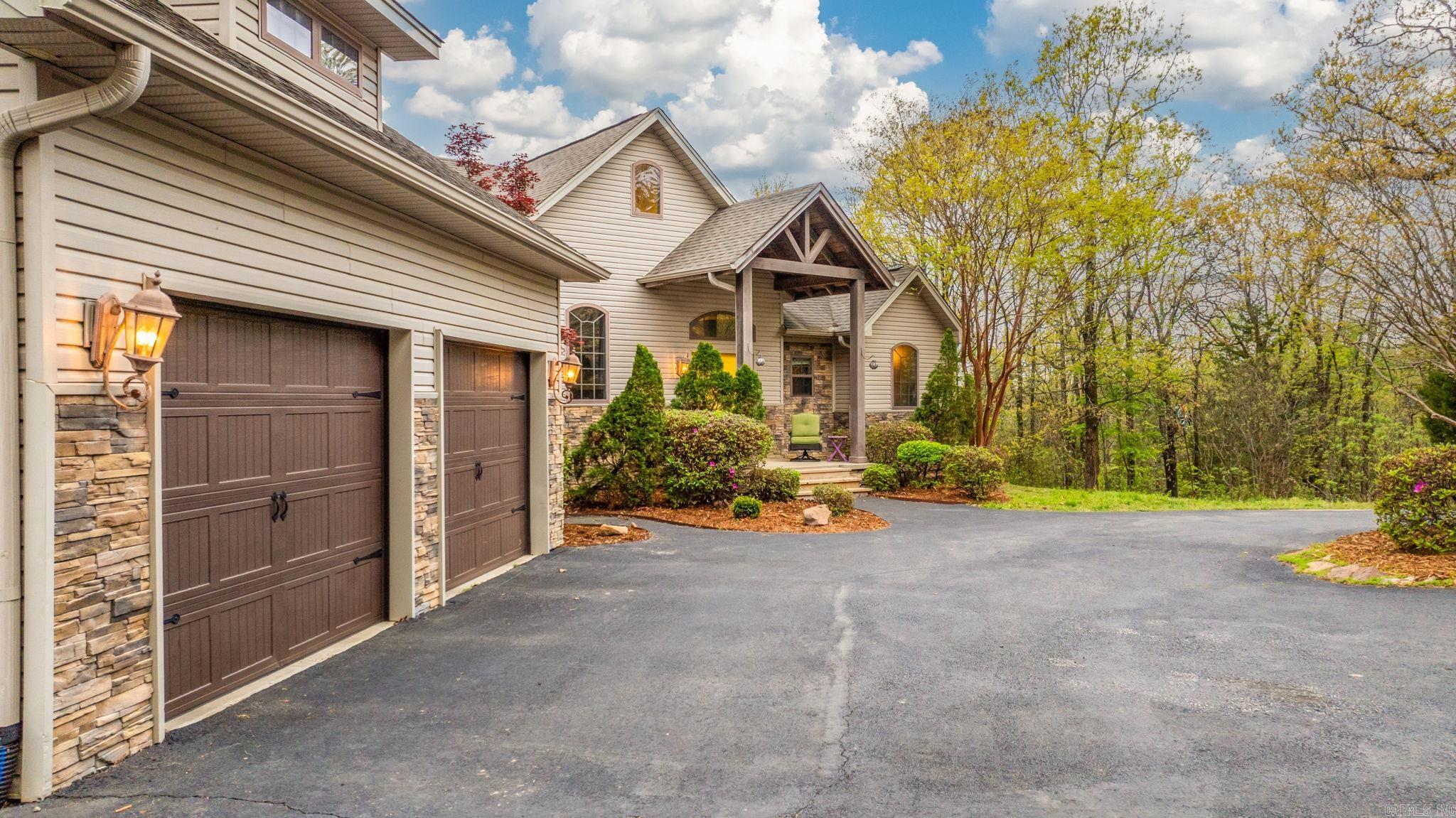 90 Hays Hill Road Conway, AR 72032