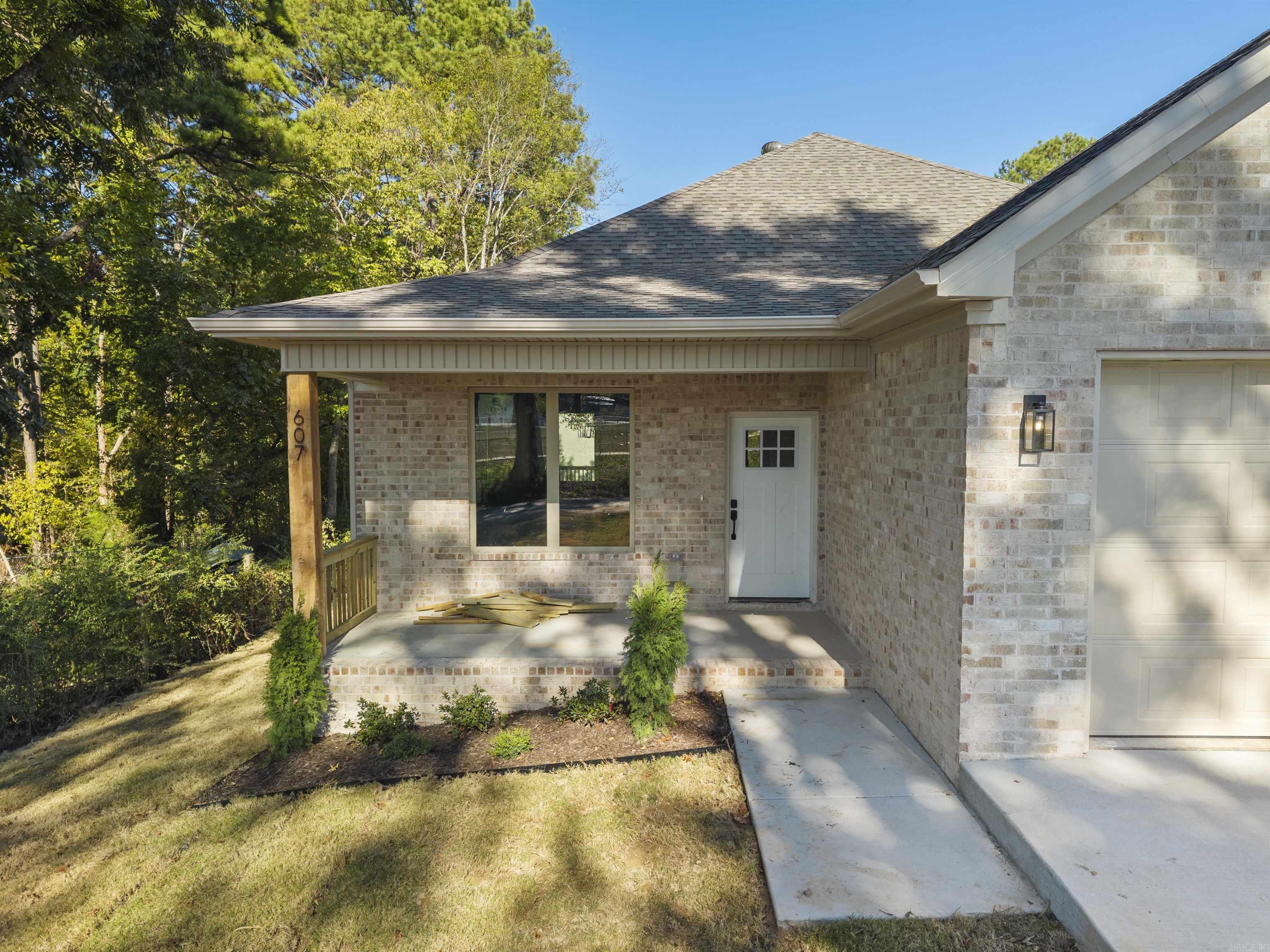 607 Brents Ford  Benton, AR