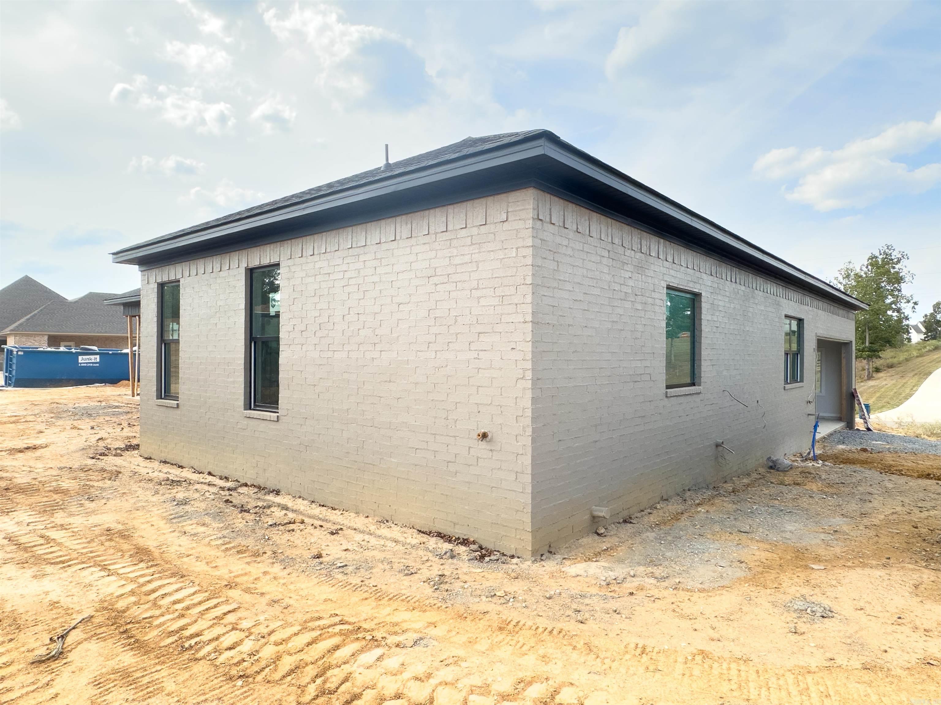 1033 Creekwood Cir Bauxite, AR 72011