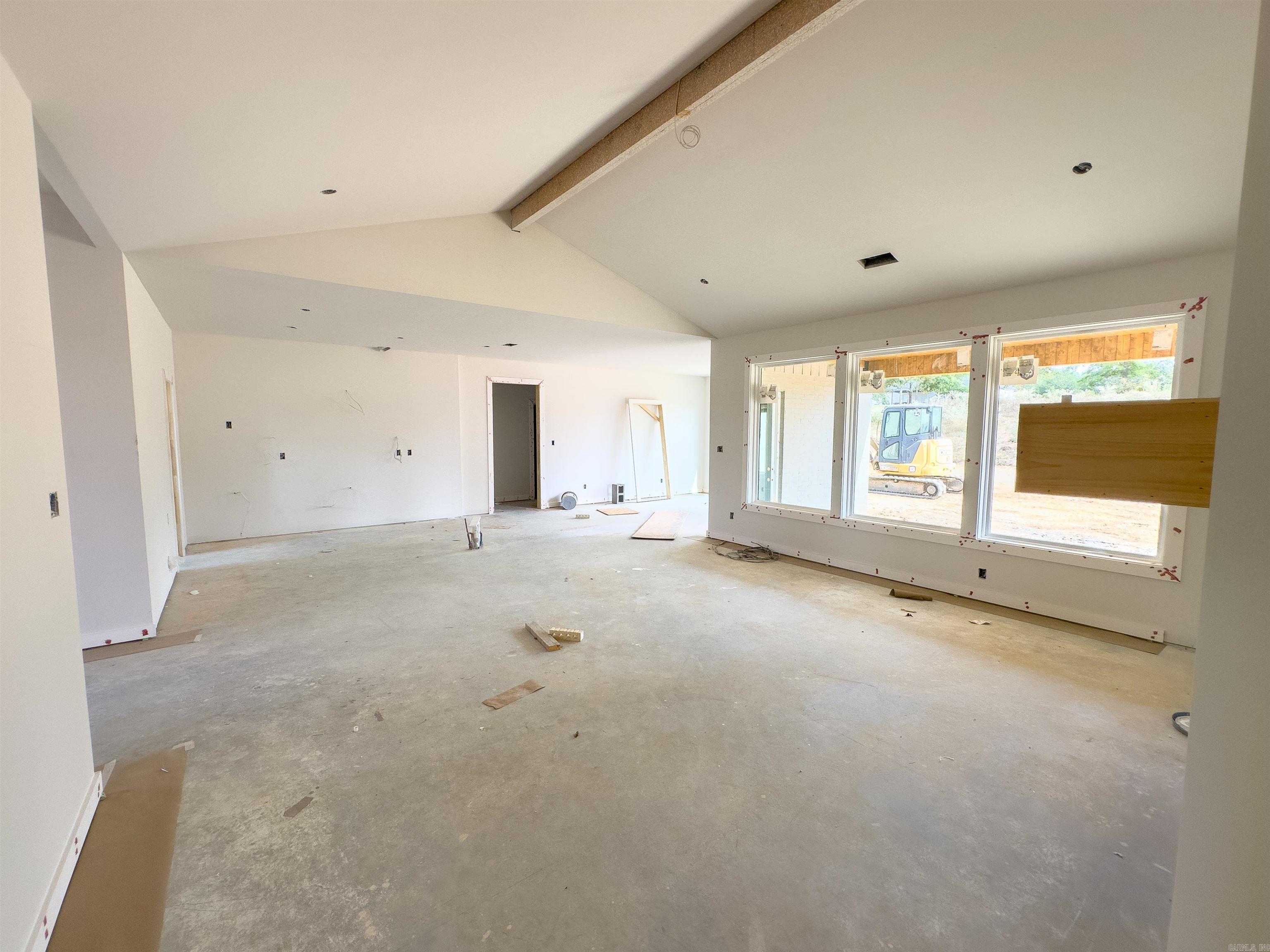 1033 Creekwood Cir Bauxite, AR 72011