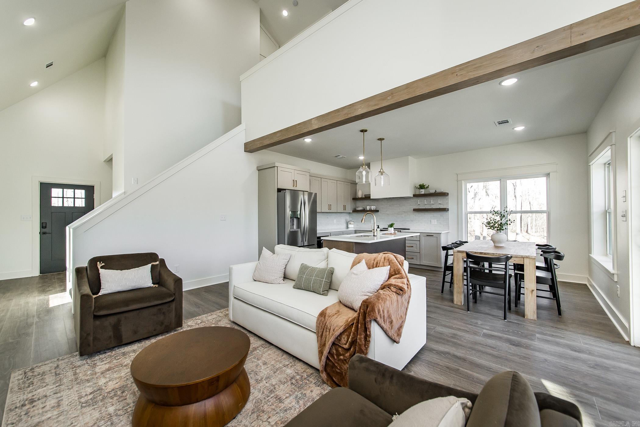 193 Sunshine Lane — photo 3