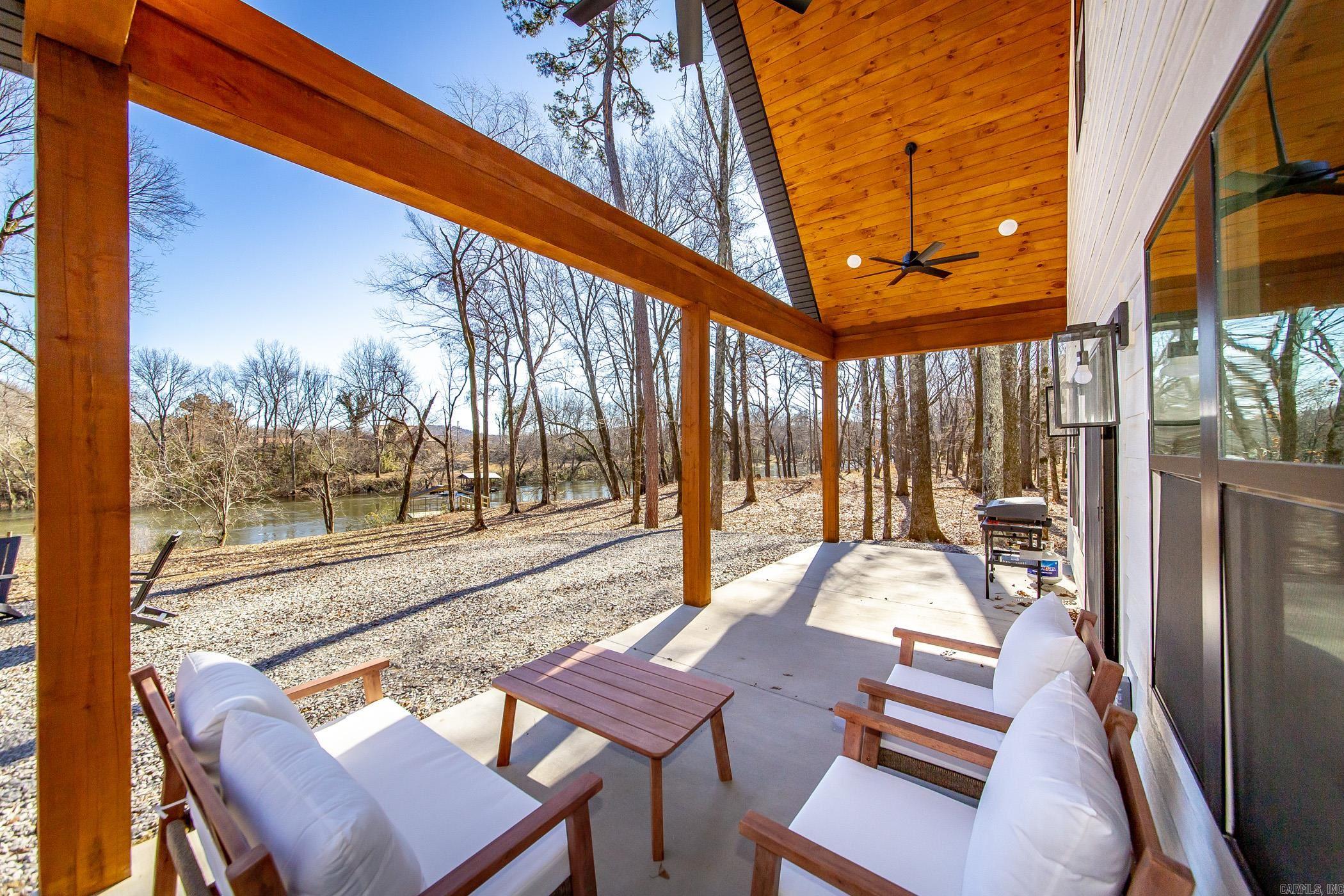 193 Sunshine Lane Pangburn, AR 72121