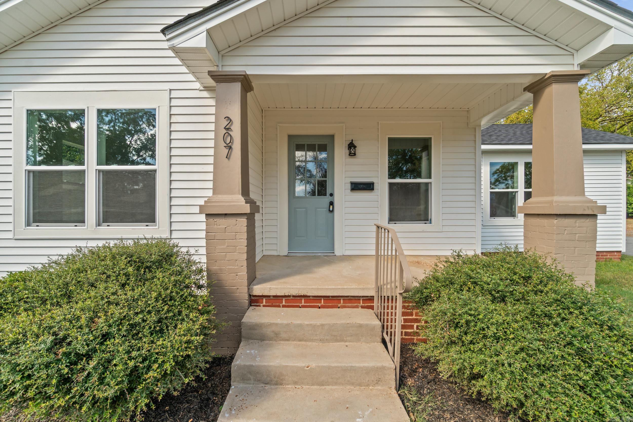 207 N. Sowell St. — photo 2