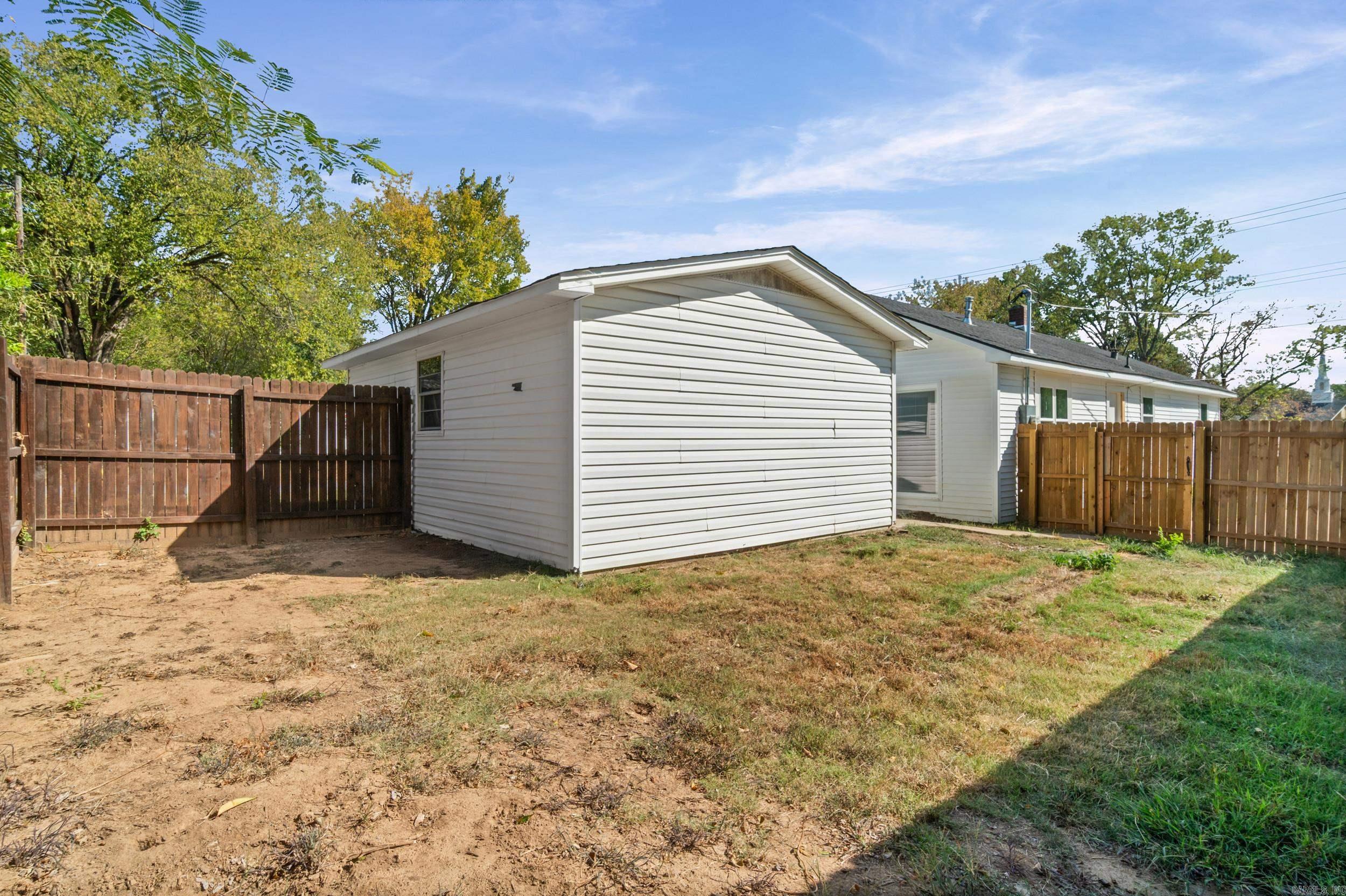207 N. Sowell St.  Searcy, AR