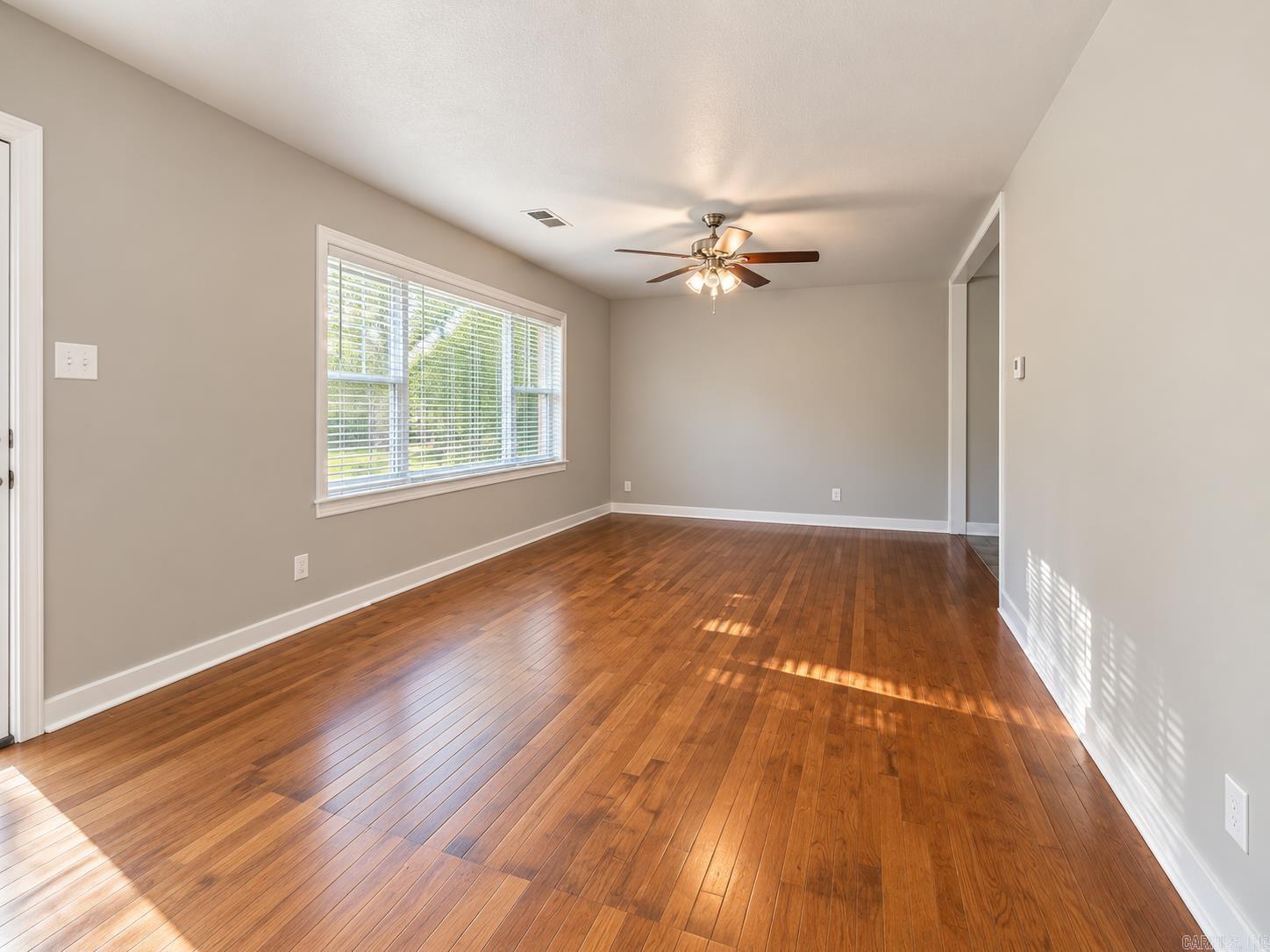 809 Burton Street — photo 4