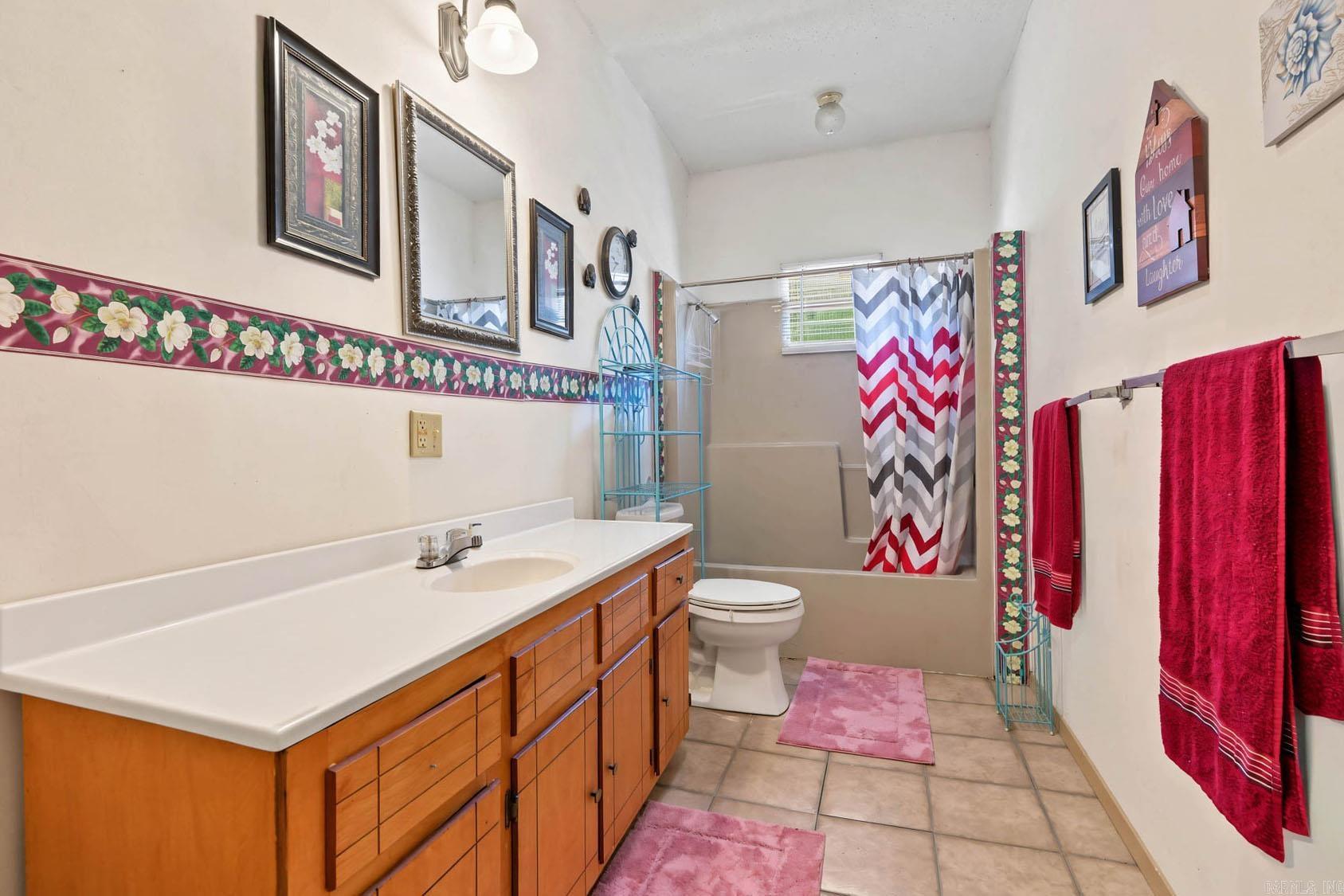 2481 S Pointer  Pine Bluff, AR