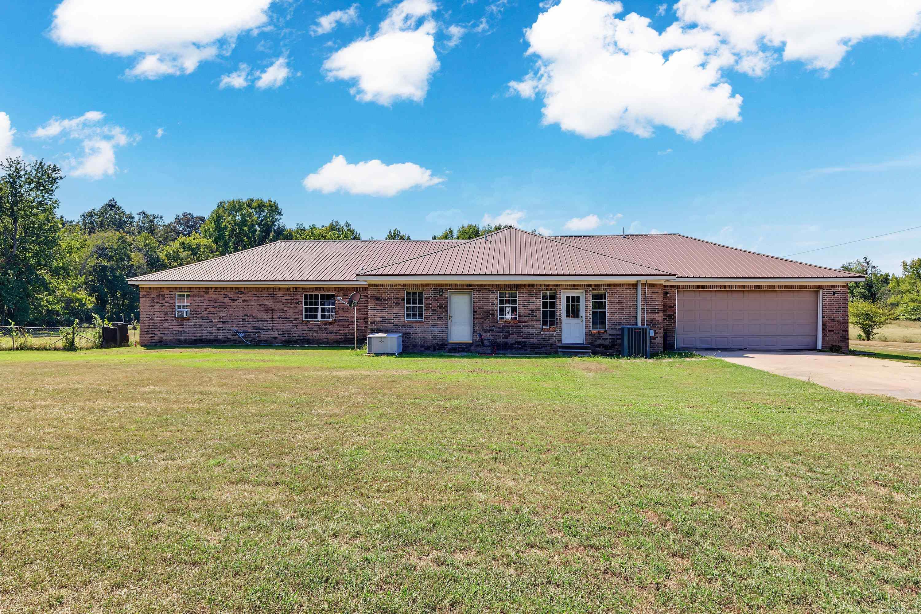 2481 S Pointer  Pine Bluff, AR