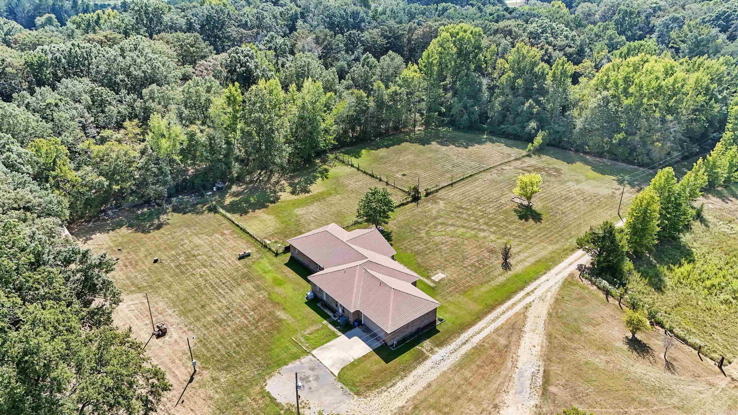 2481 S Pointer  Pine Bluff, AR