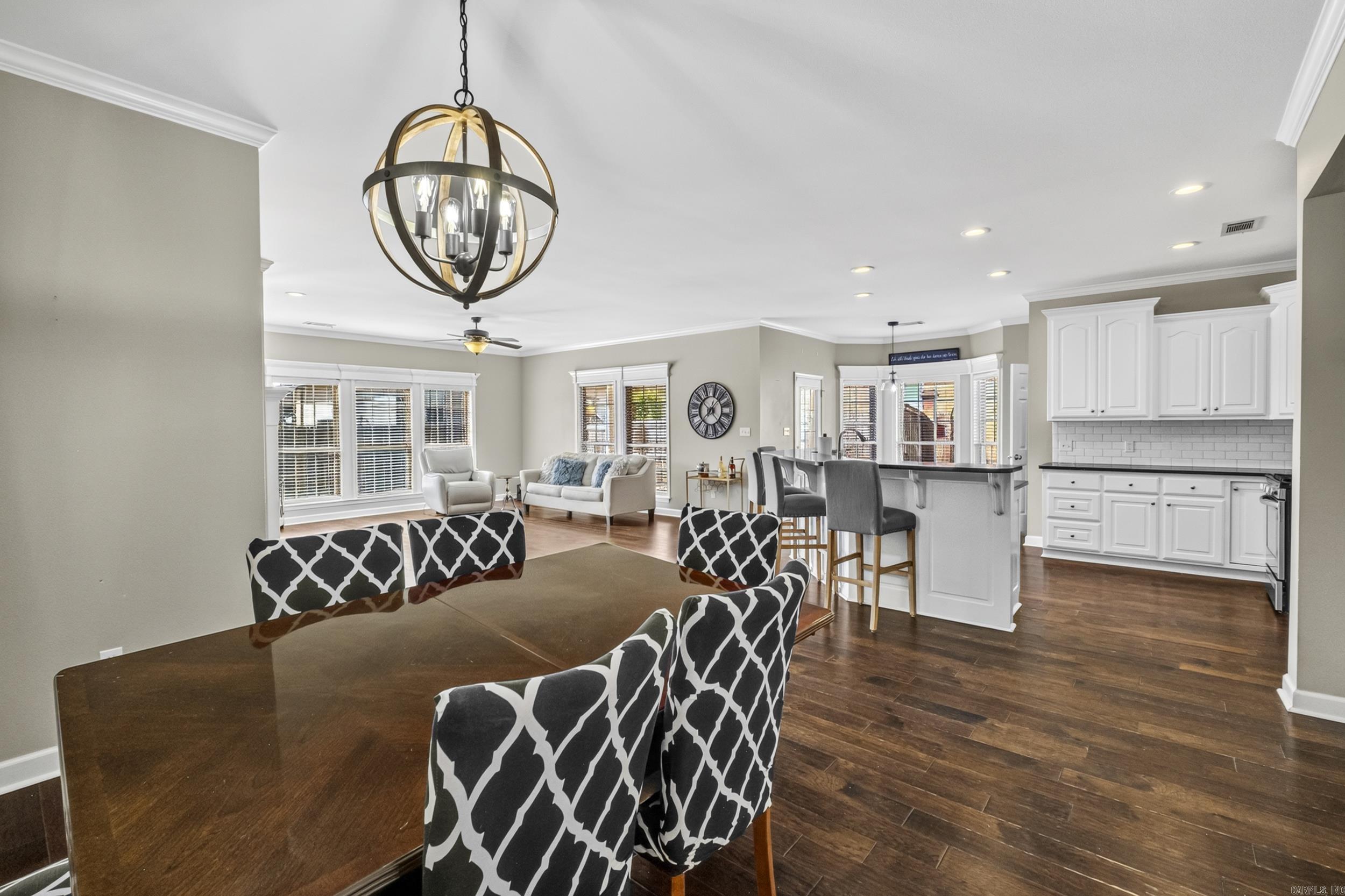 5529 Village  Benton, AR