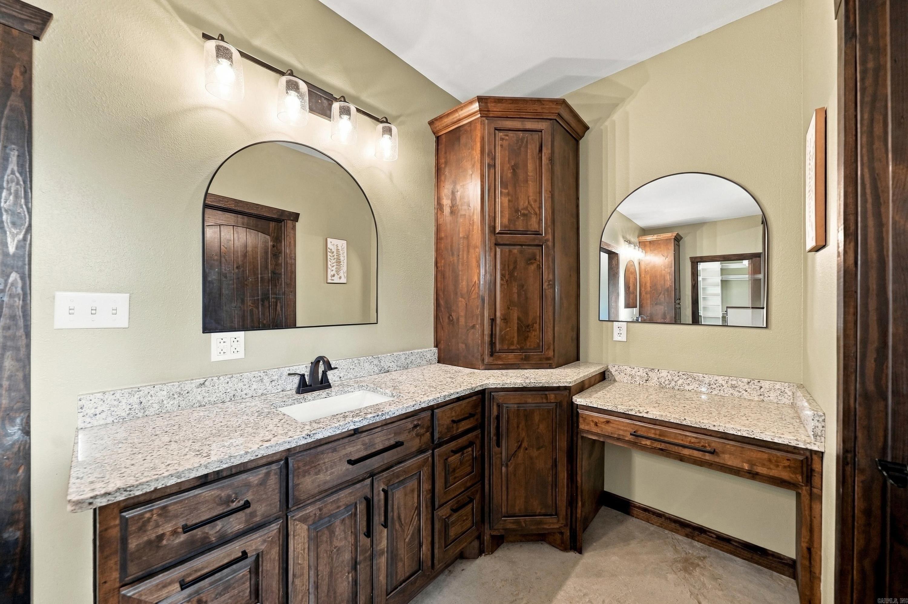 8899 Grant County Rd 75 Sheridan, AR 72150