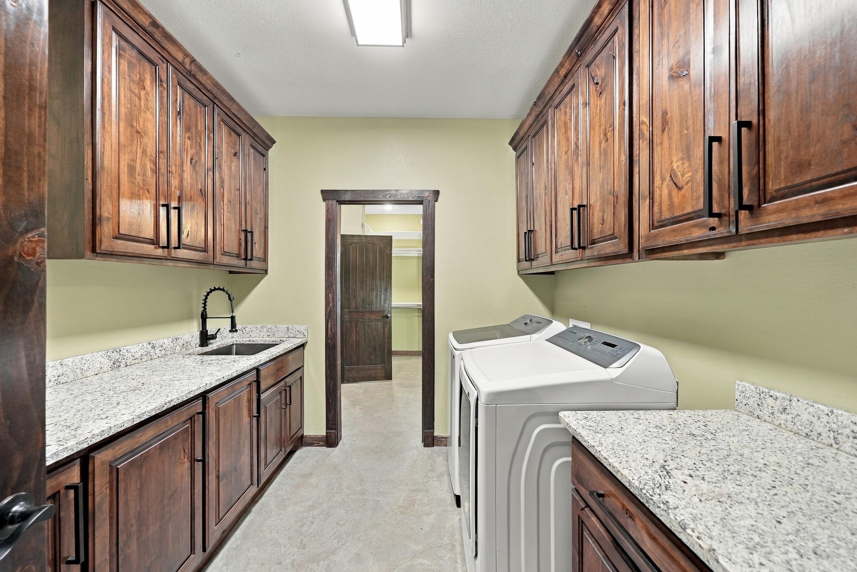 8899 Grant County Rd 75 Sheridan, AR 72150