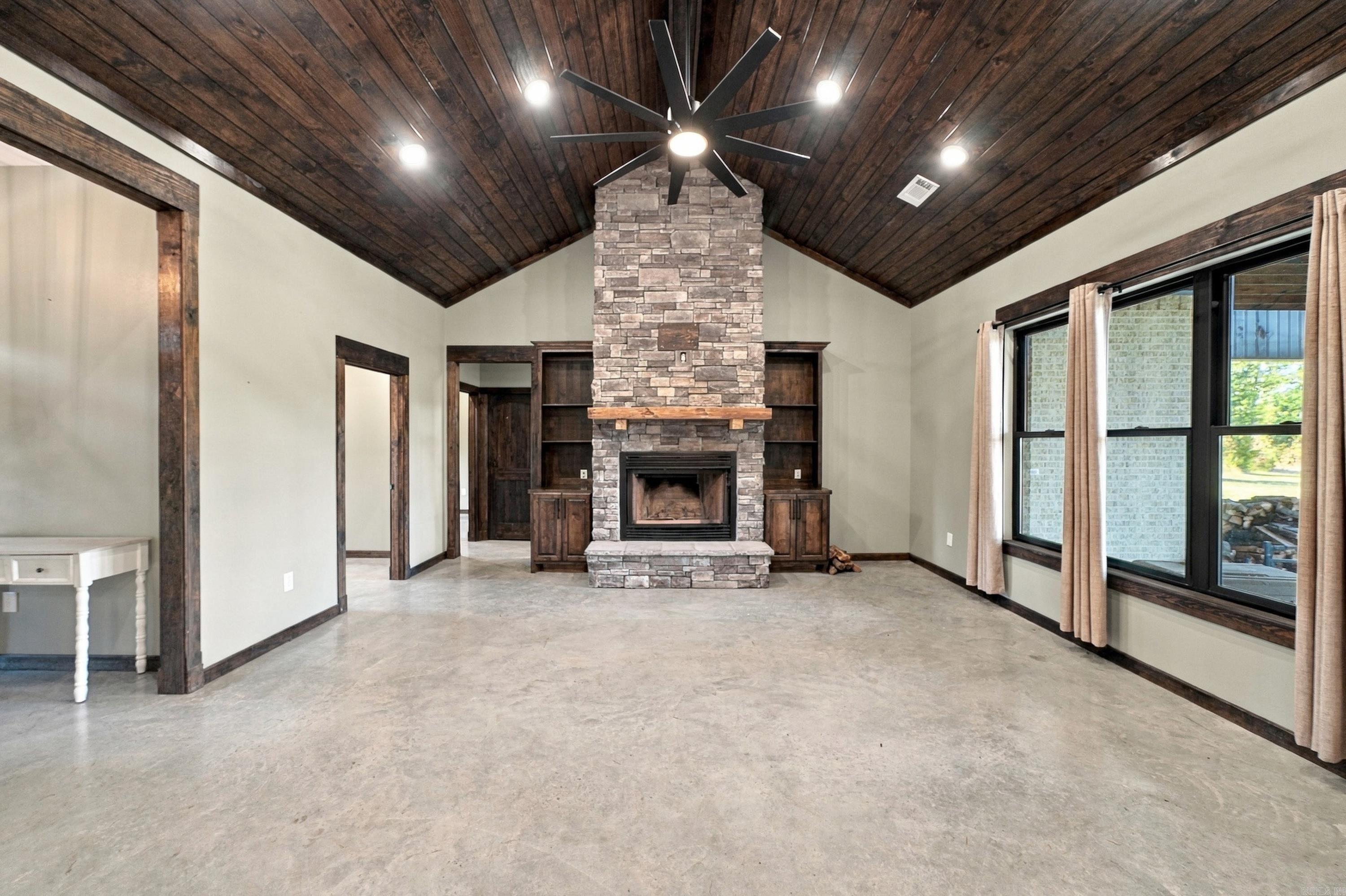 8899 Grant County Rd 75 Sheridan, AR 72150