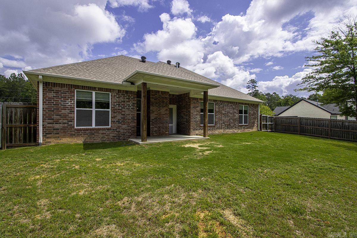 21229 Meadows Acres  Hensley, AR