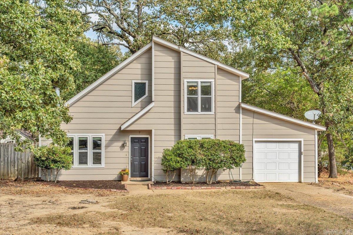 7 Oak Forest Cove — exterior