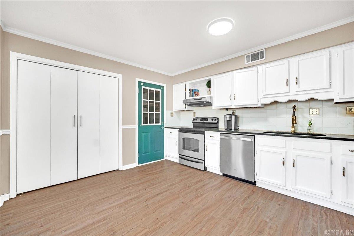 7 Oak Forest  Maumelle, AR