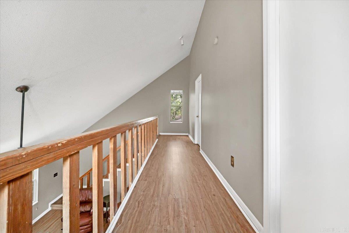 7 Oak Forest  Maumelle, AR