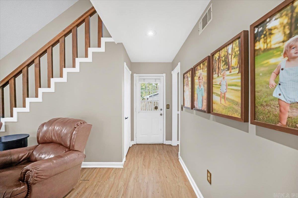 7 Oak Forest  Maumelle, AR