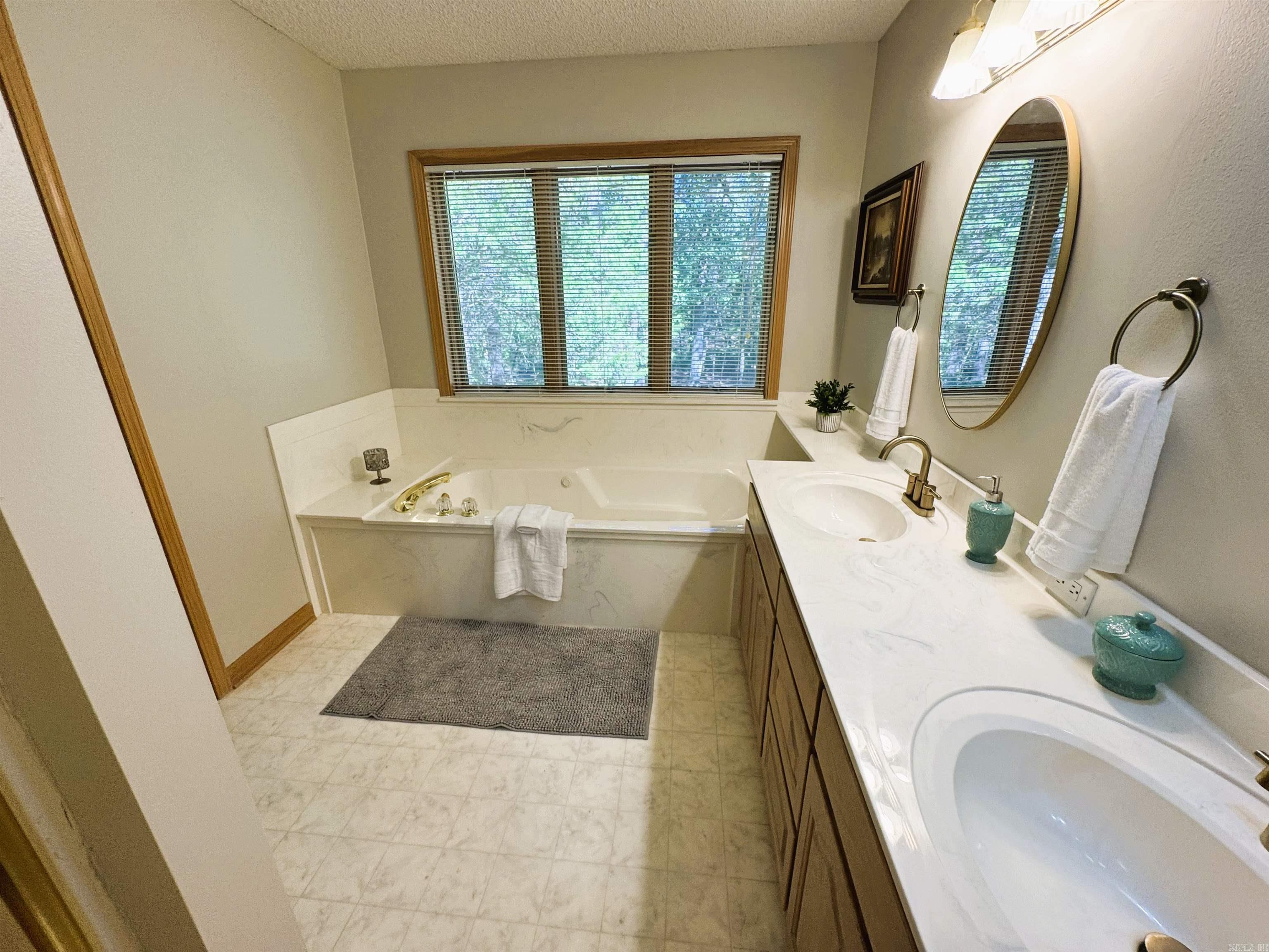 10 Sosegado Lane Hot Springs Village, AR 71909