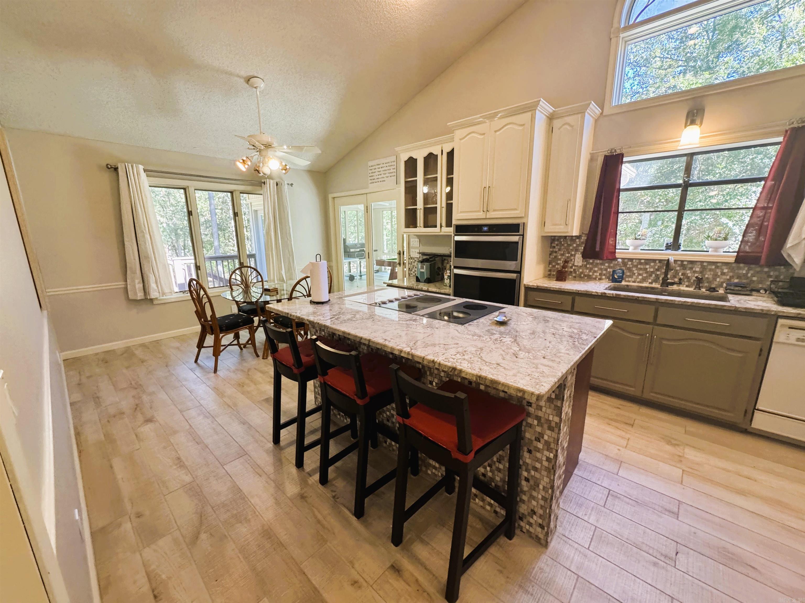 10 Sosegado Lane Hot Springs Village, AR 71909