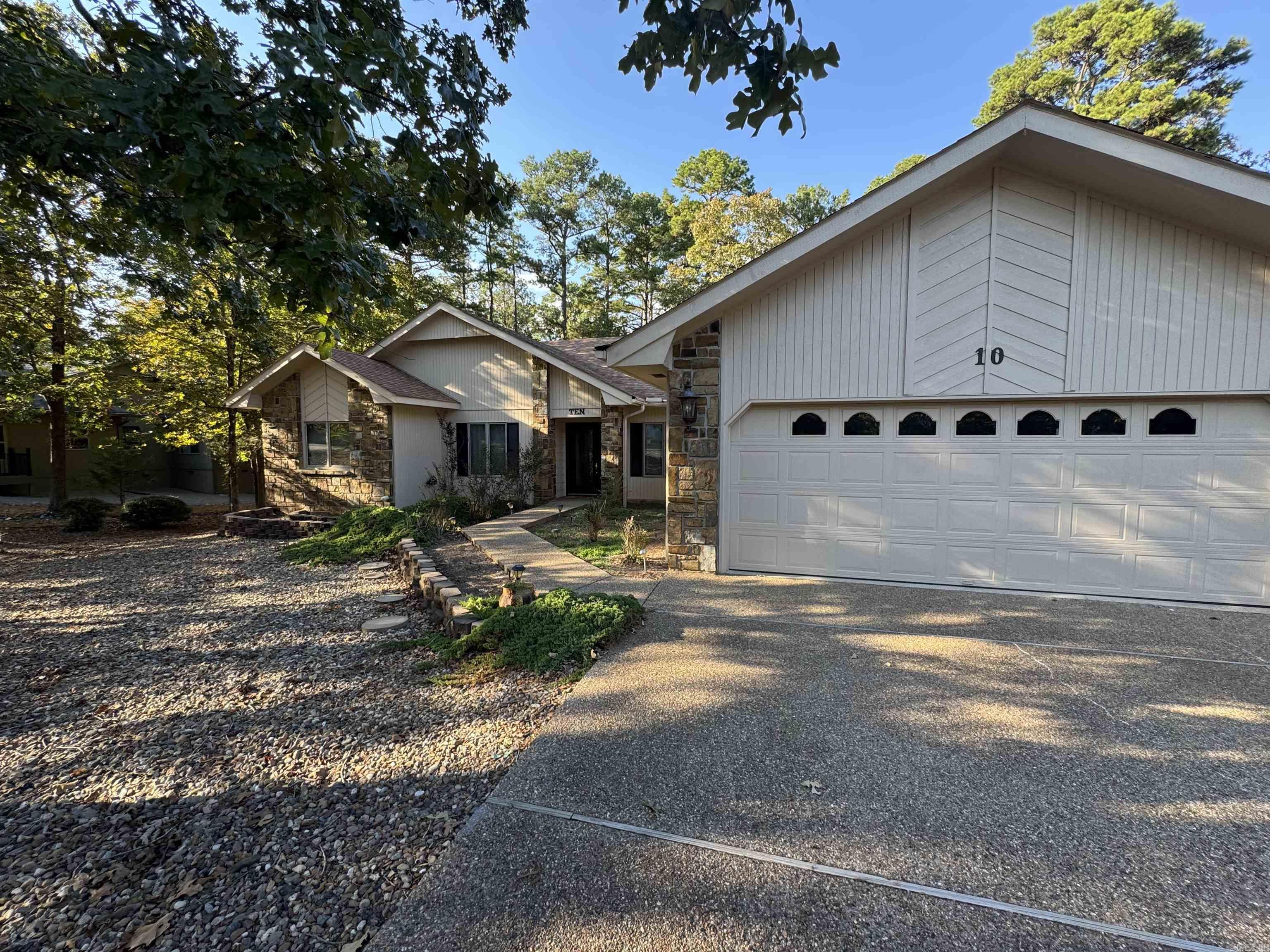 10 Sosegado Lane Hot Springs Village, AR 71909