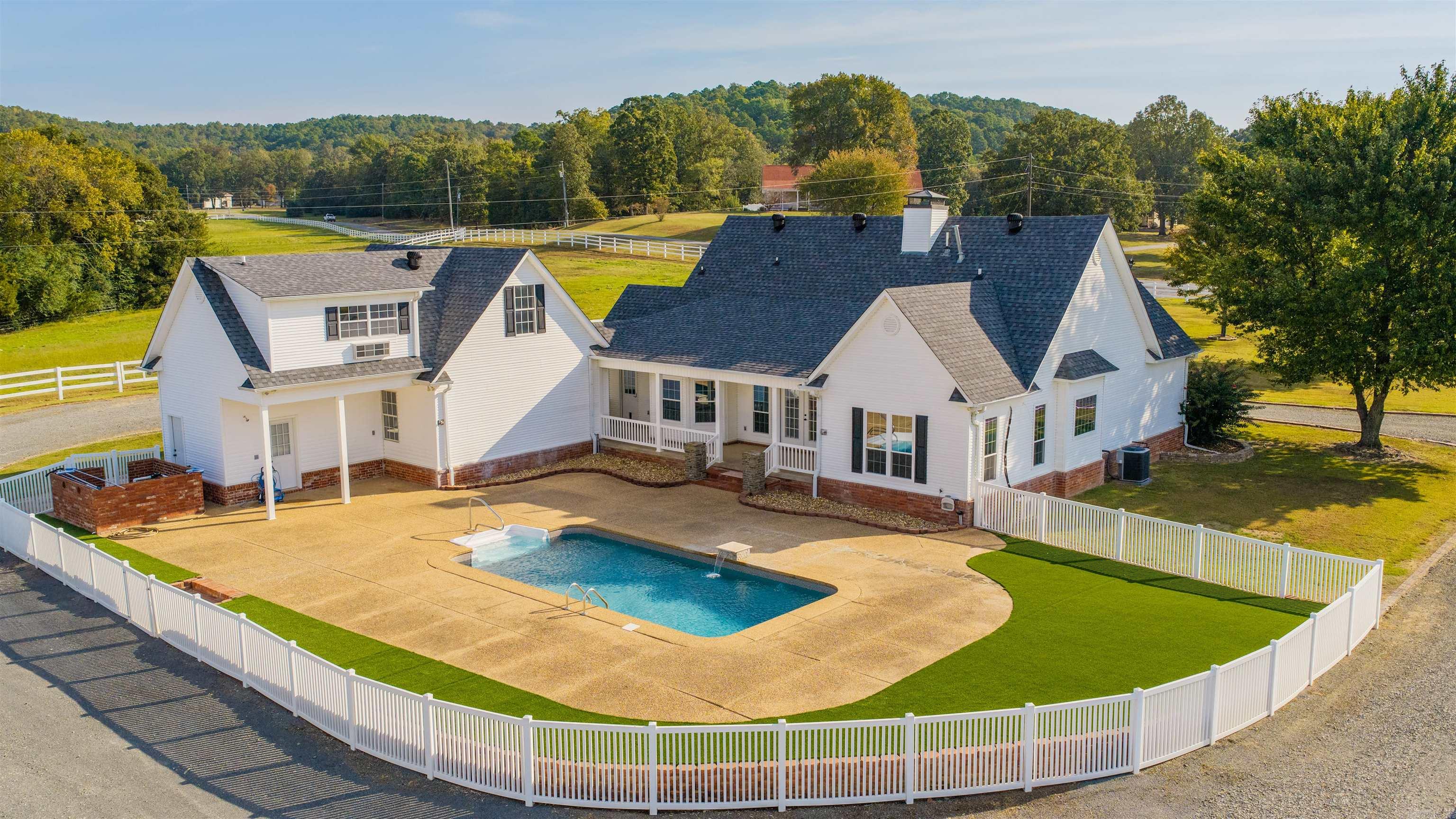 337 Meadow Brook Drive Bee Branch, AR 72013