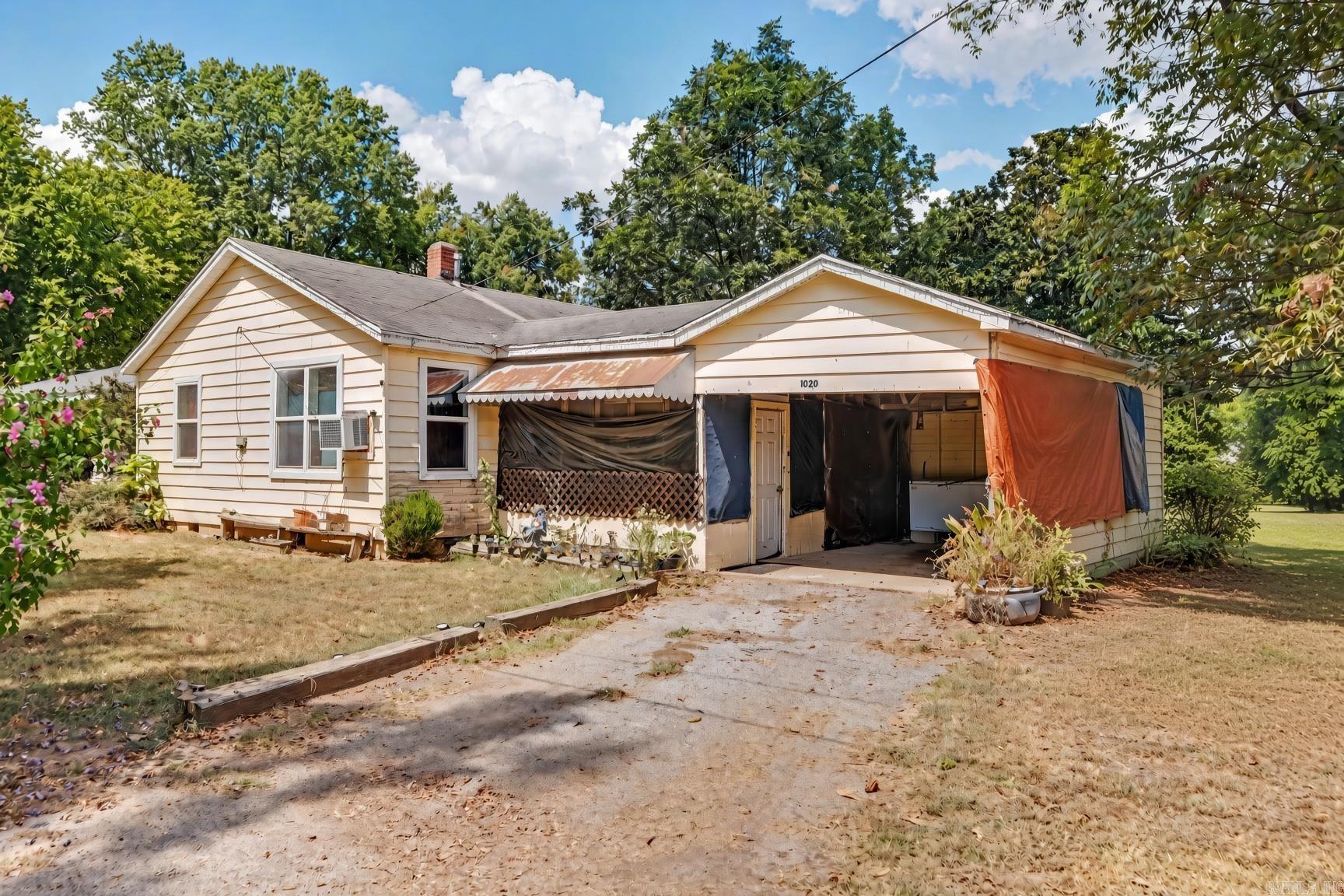 1020  College St  Marvell, AR