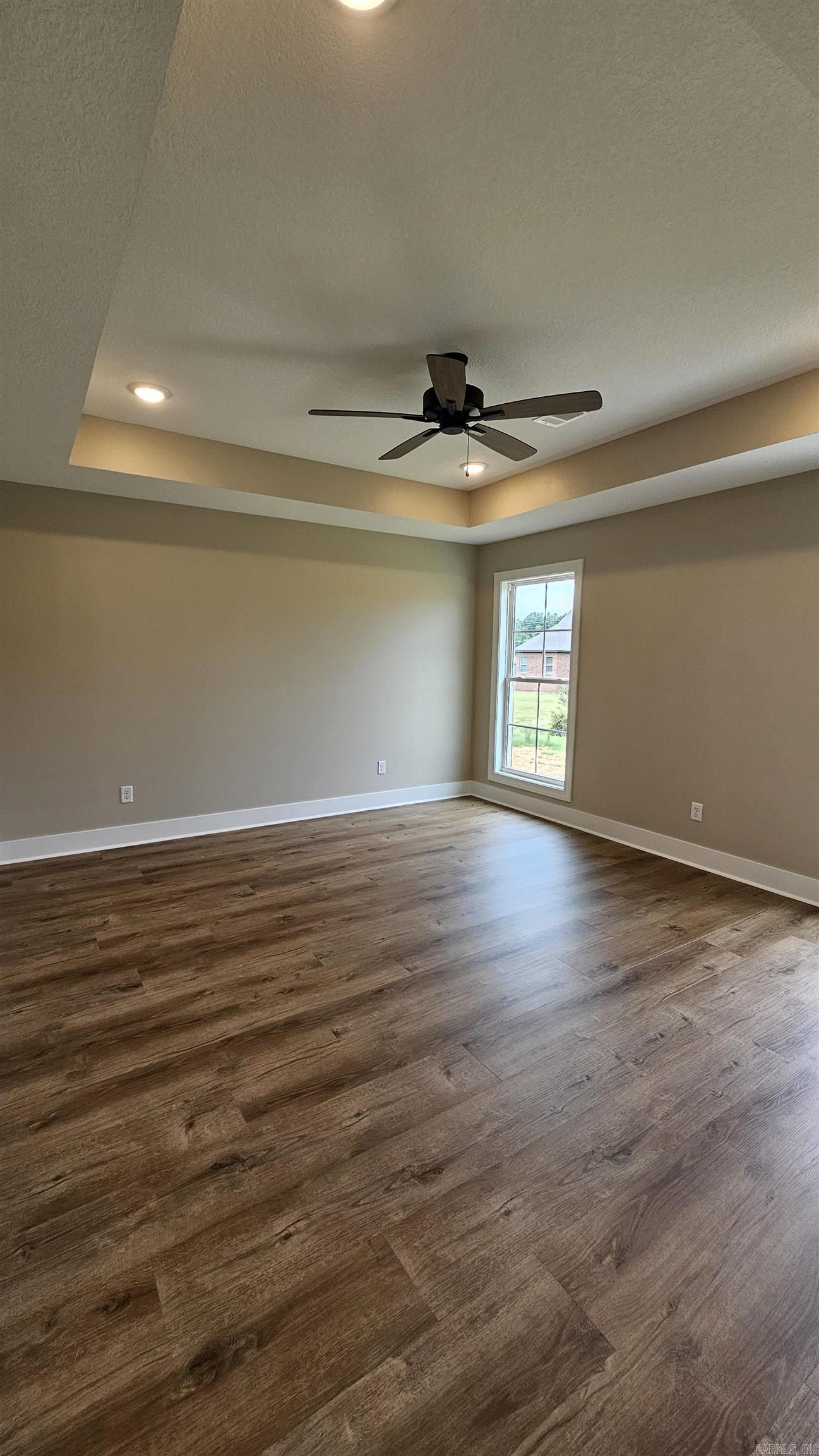 2212 S 19th  Paragould, AR