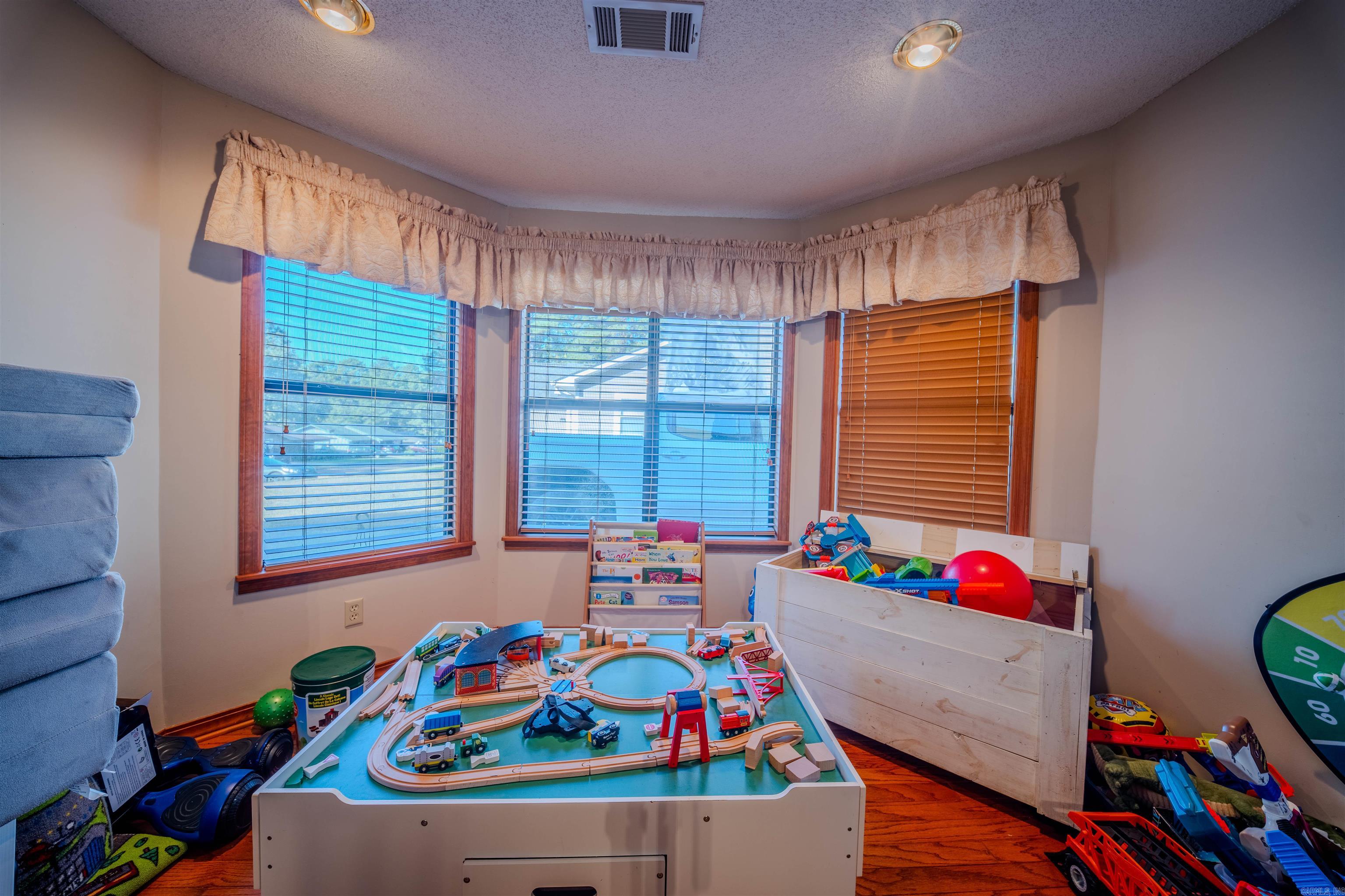 1102 Pinecrest  Camden, AR