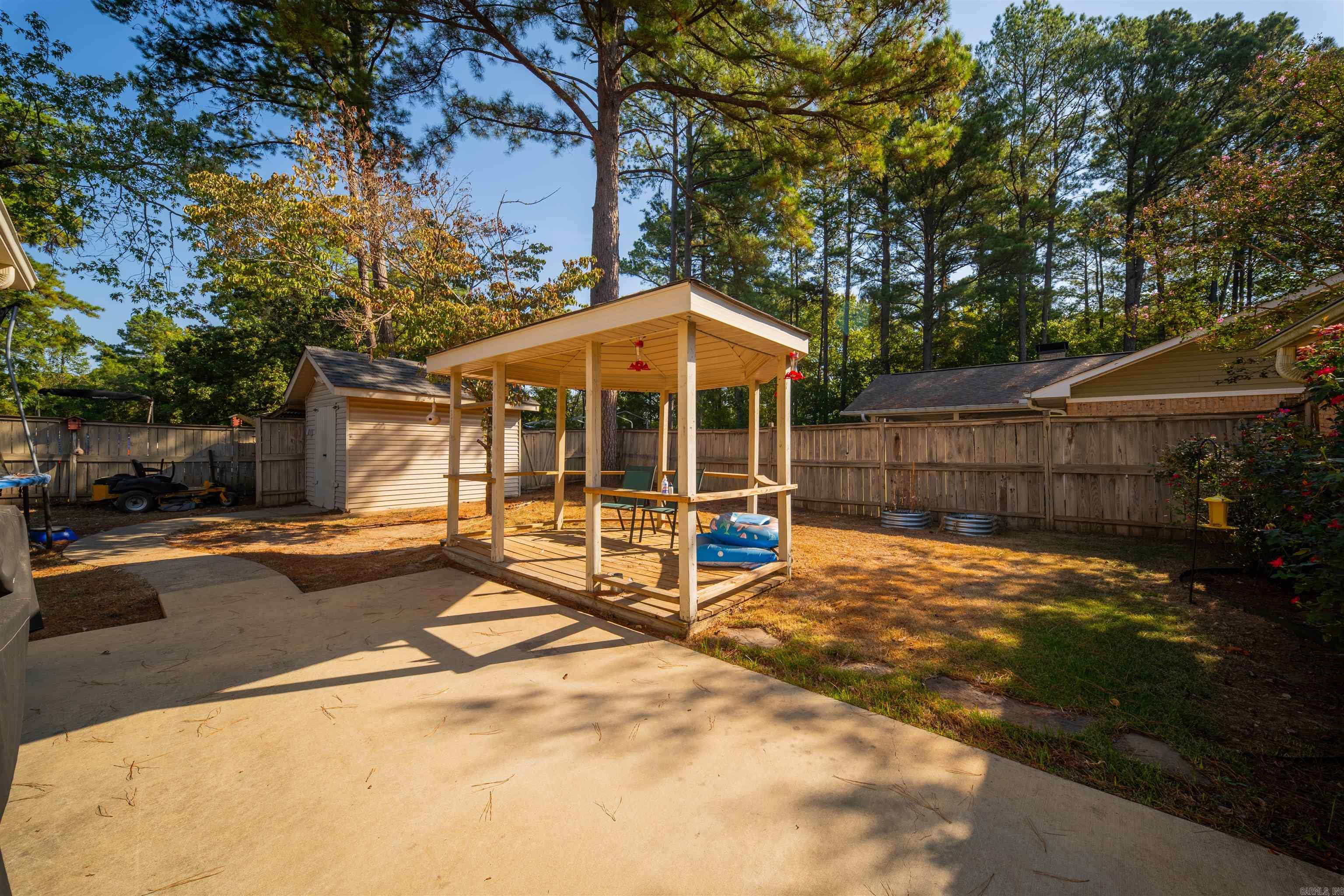 1102 Pinecrest  Camden, AR
