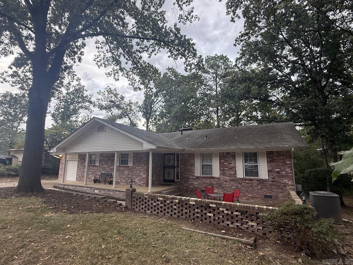 1309  Crest  Benton, AR