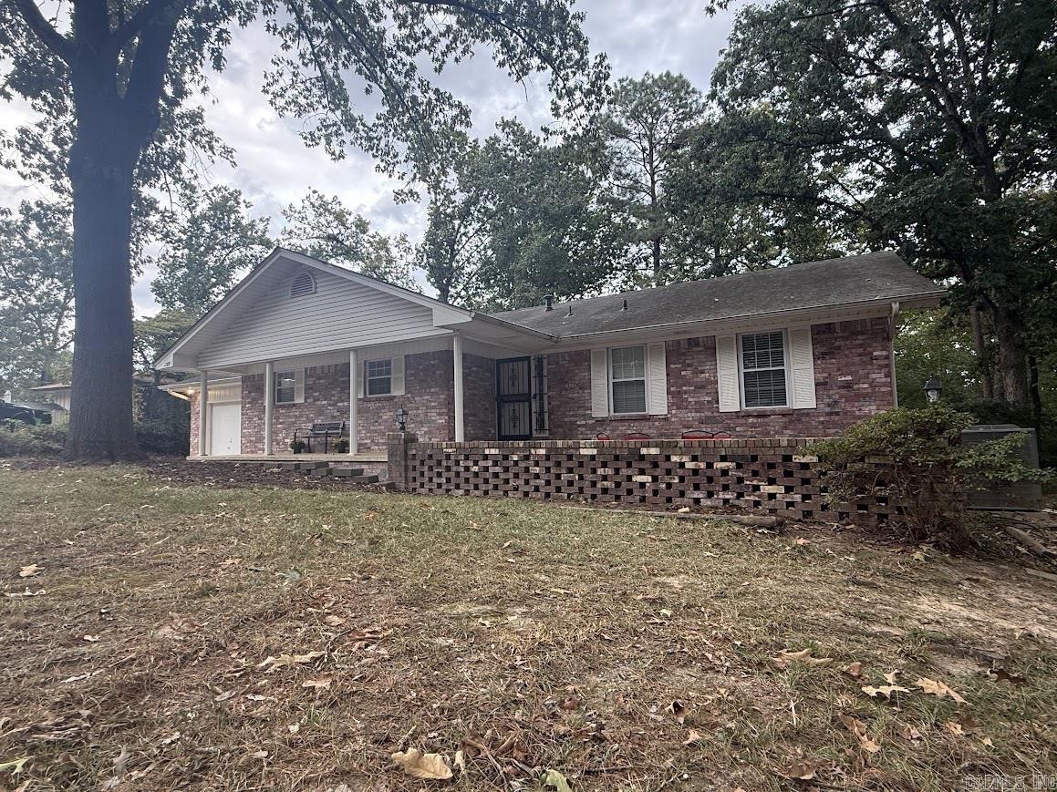 1309 Crest Circle Benton, AR 72015
