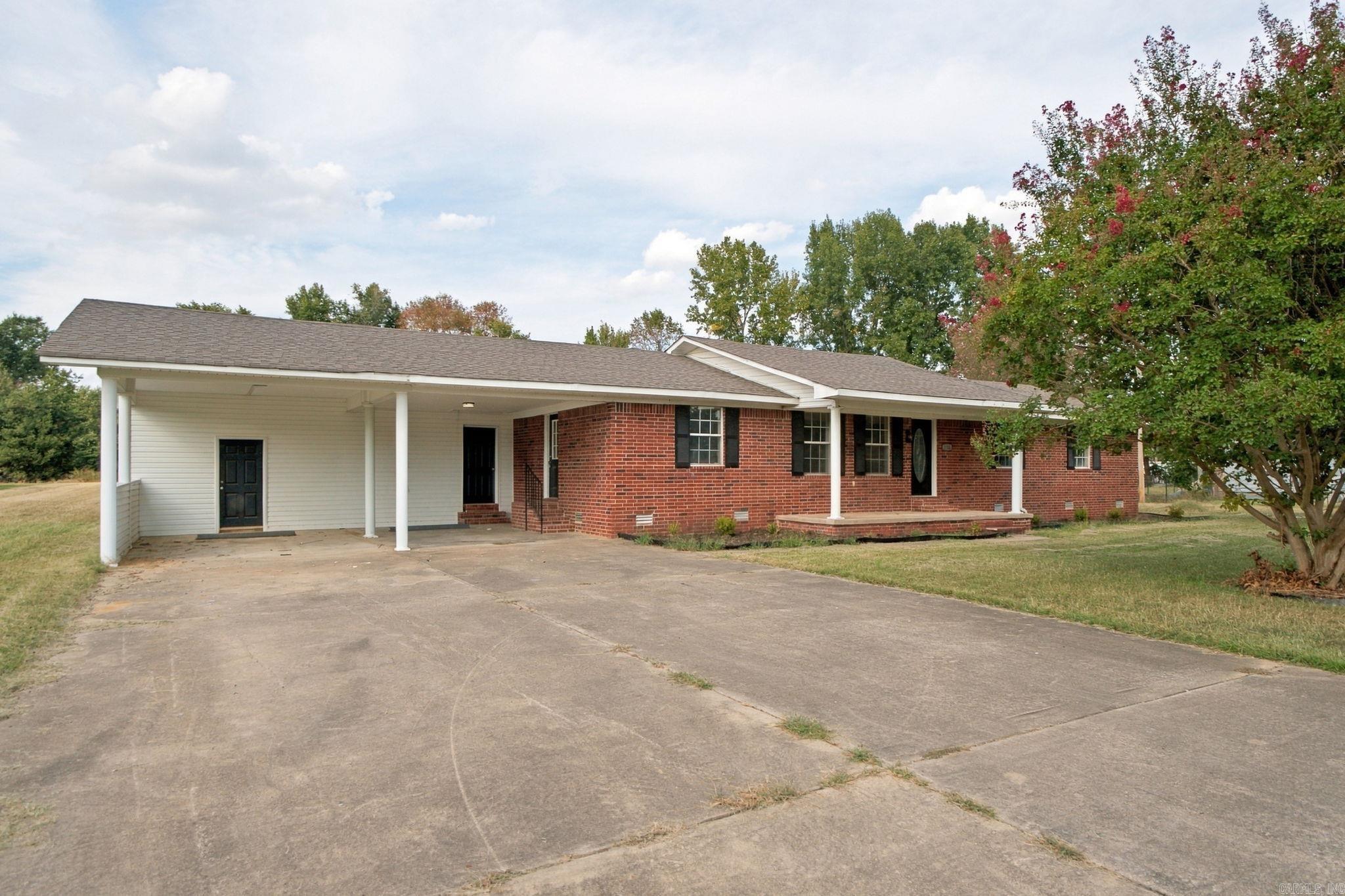 110 W Alabama Street — photo 3