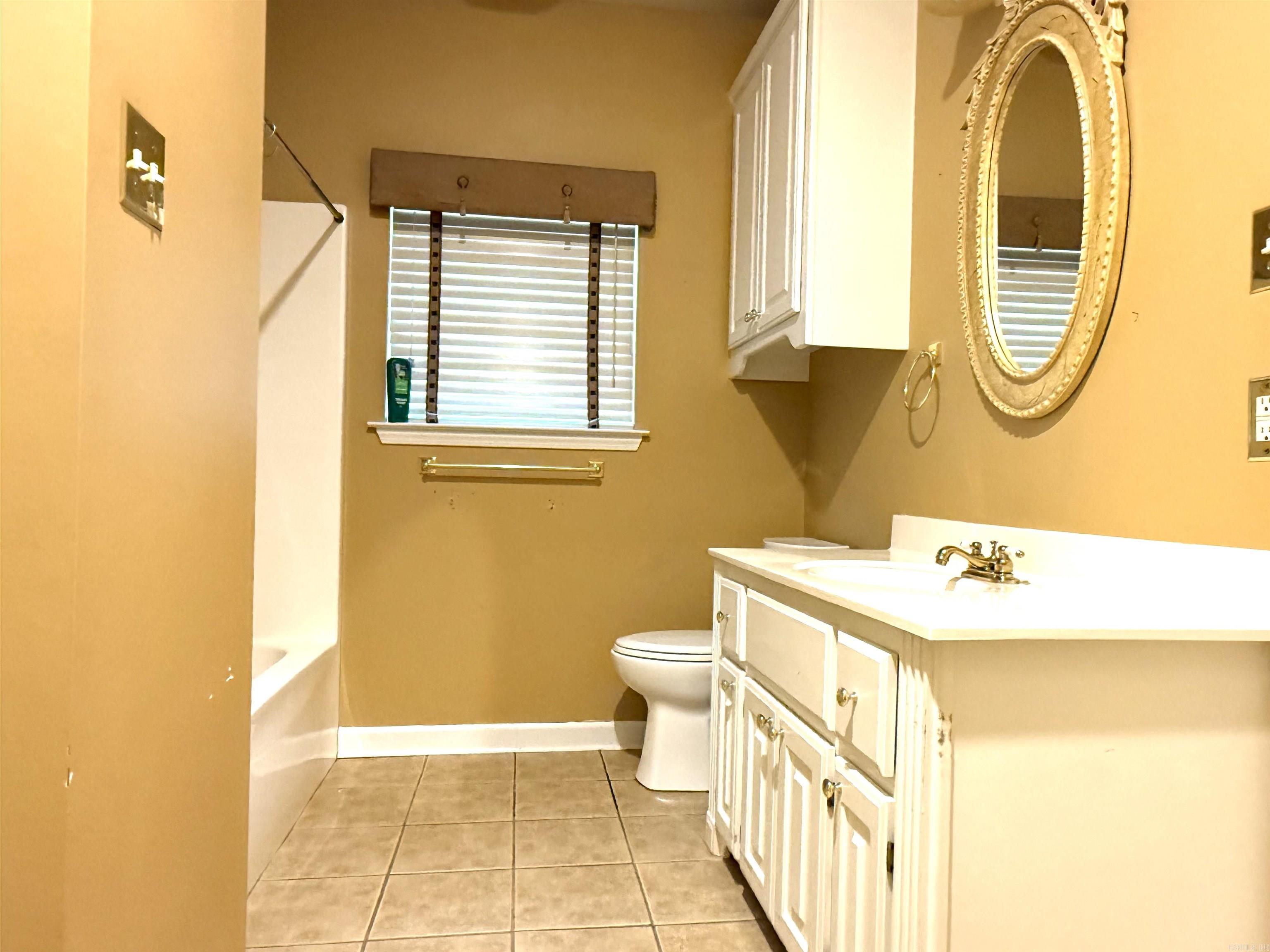 981 Colonial  Jacksonville, AR
