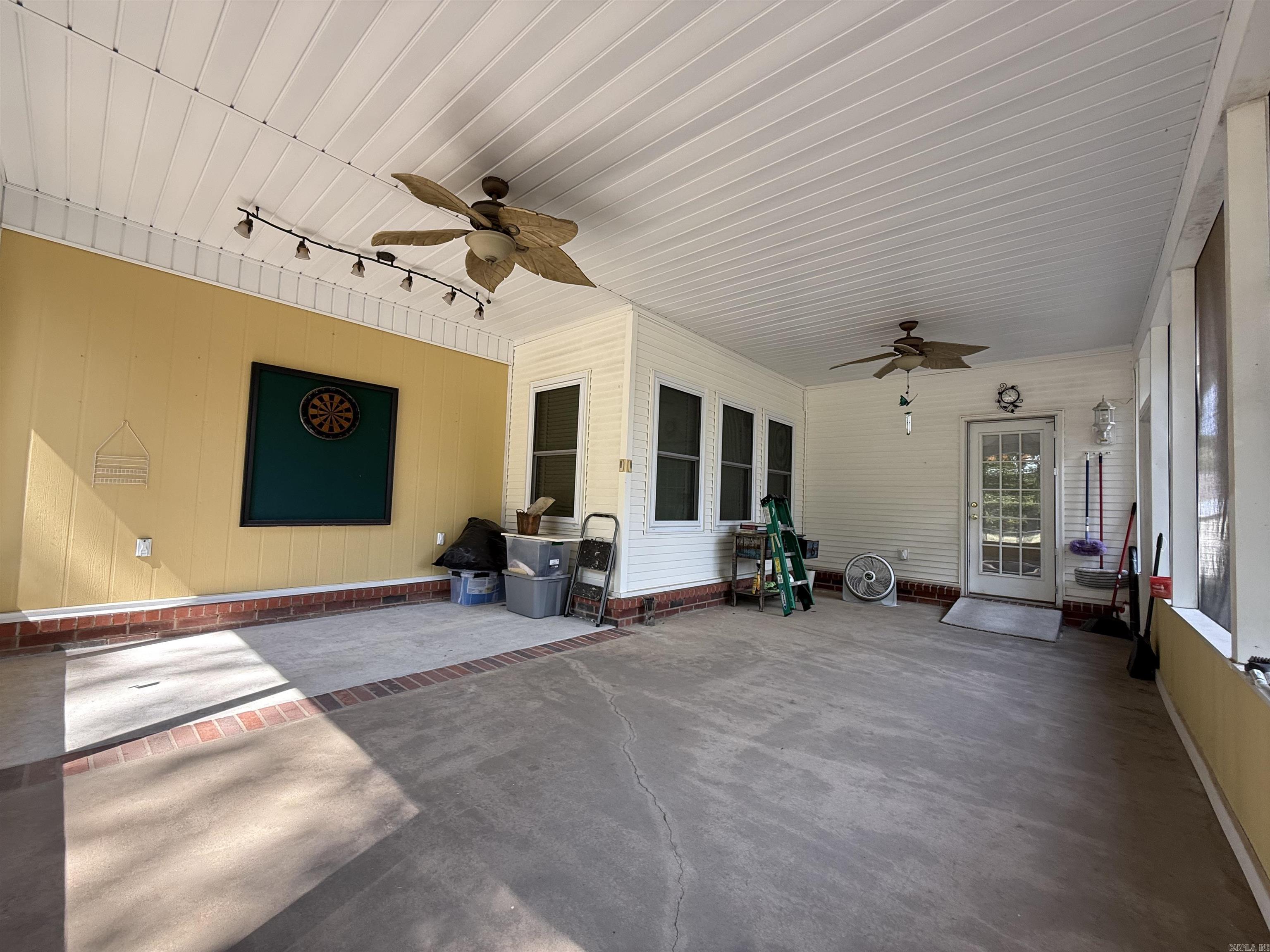 981 Colonial  Jacksonville, AR