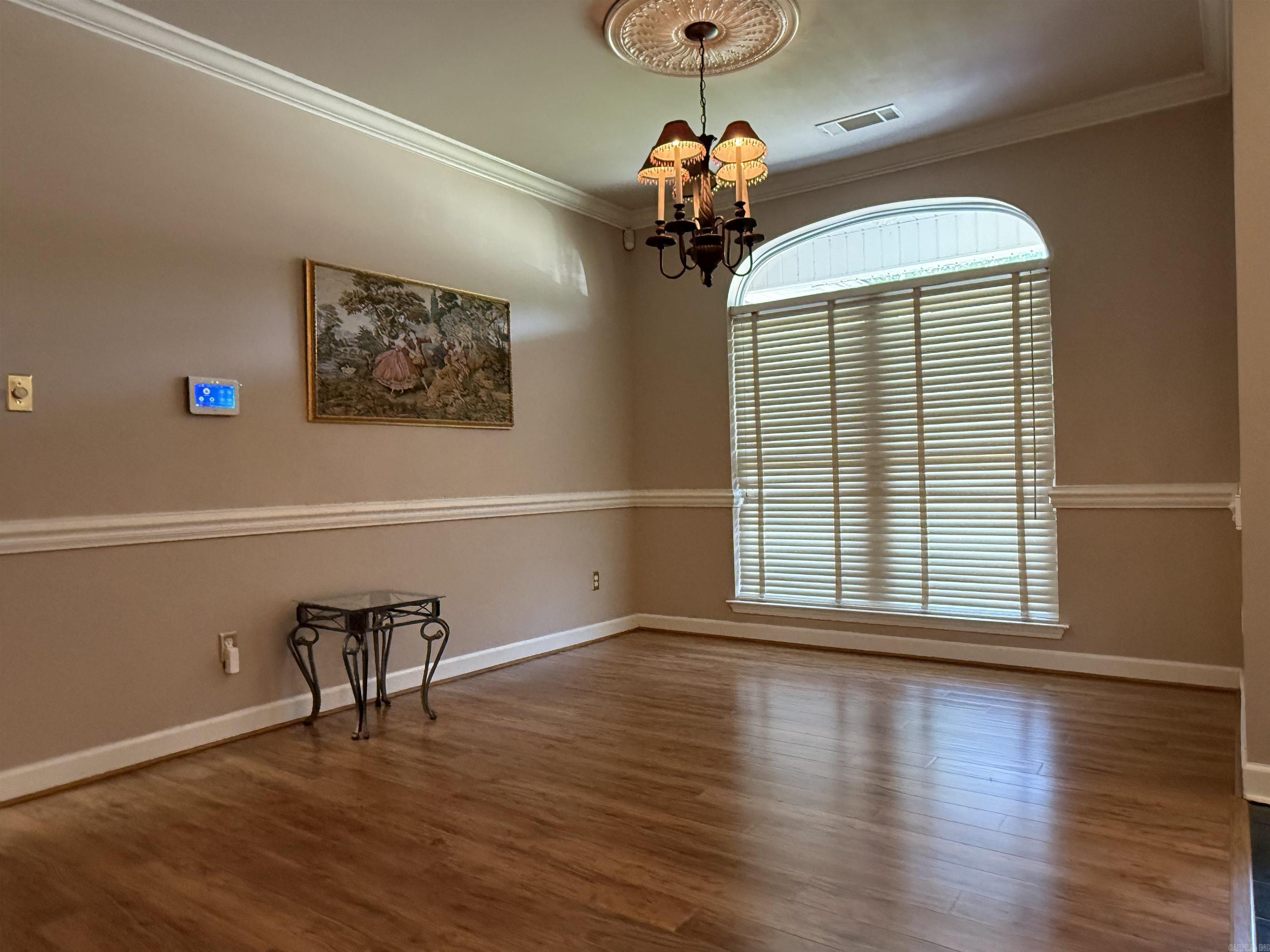981 Colonial Drive — photo 5