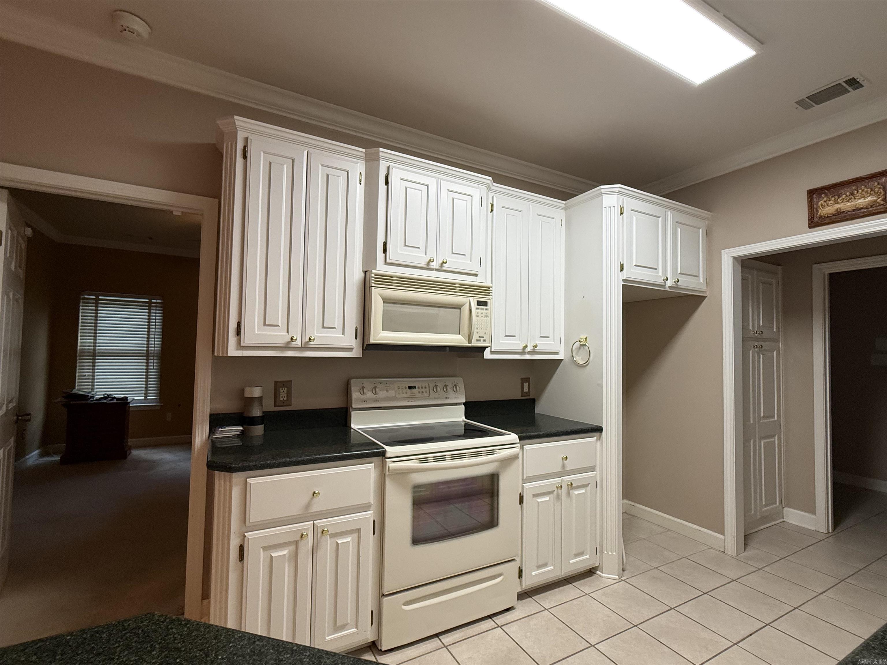 981 Colonial  Jacksonville, AR
