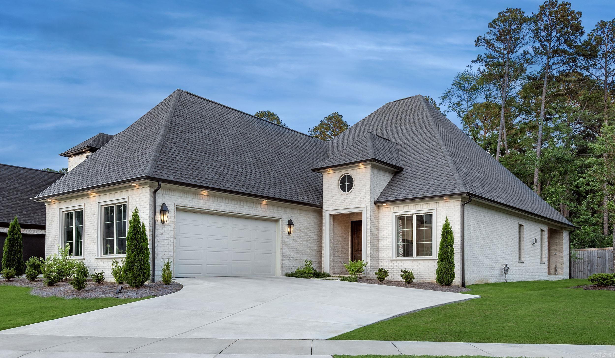 5 Mereville Place — exterior