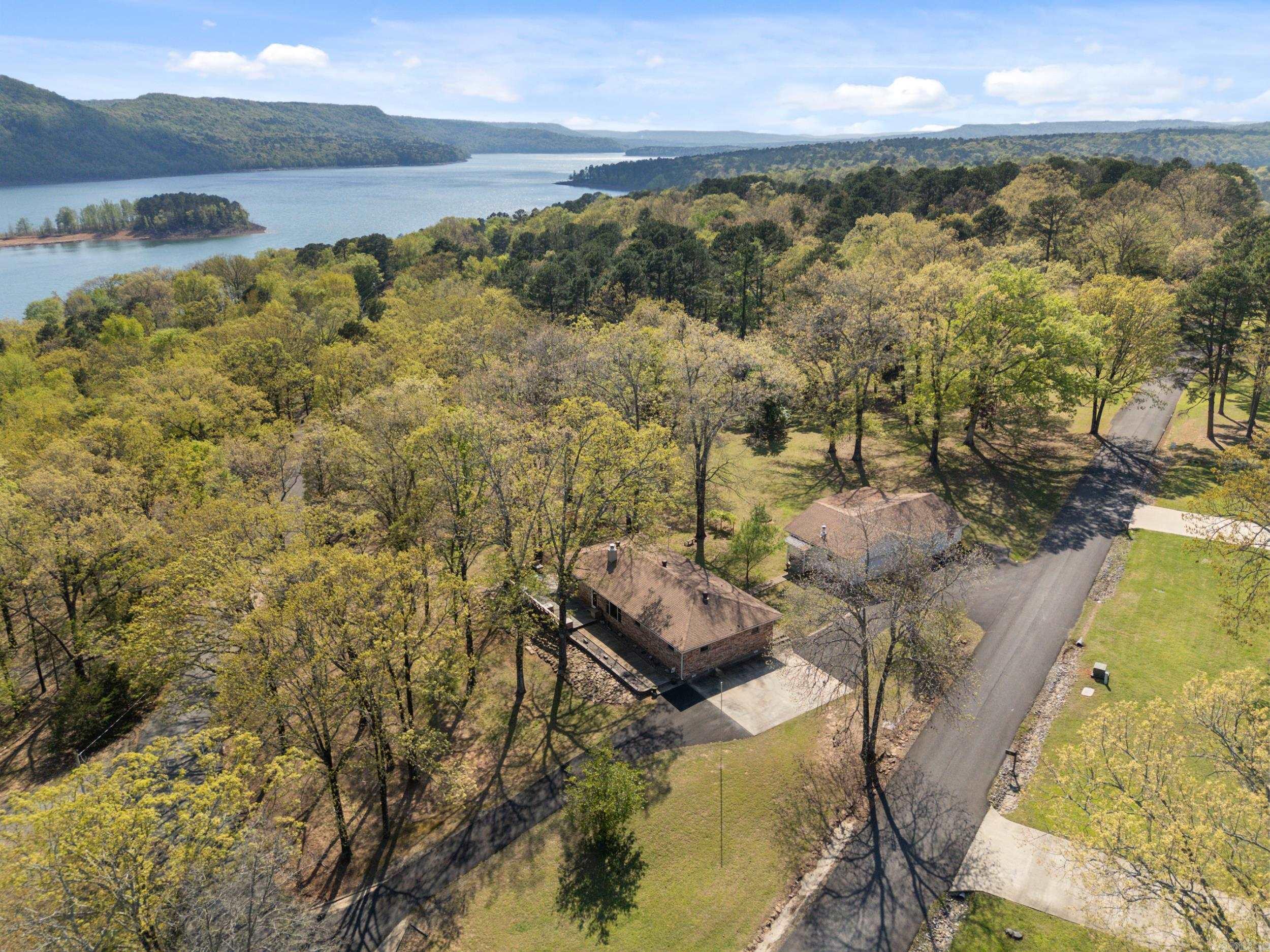 399 Shore  Shirley, AR