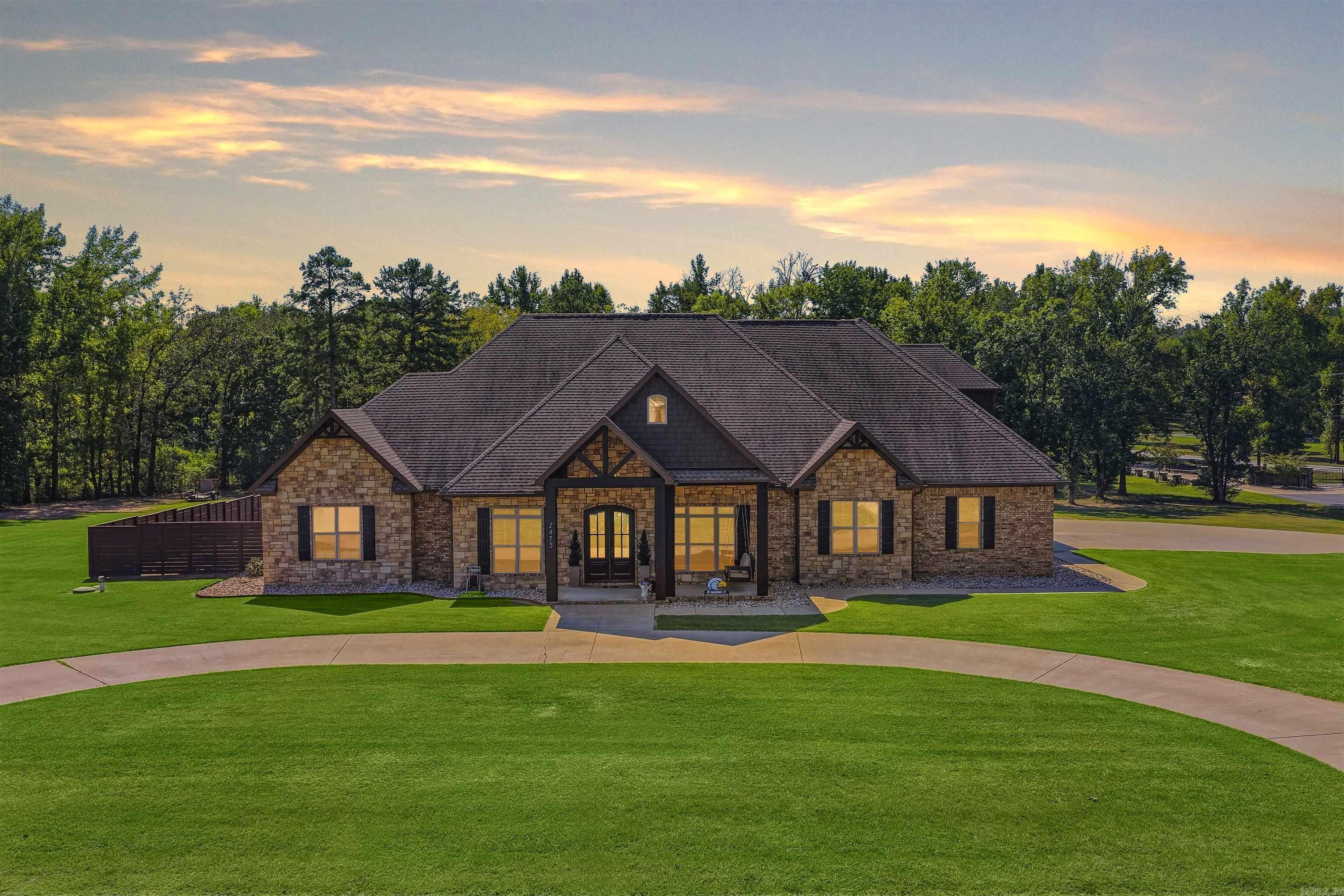 1475  Northwoods Estates  Conway, AR