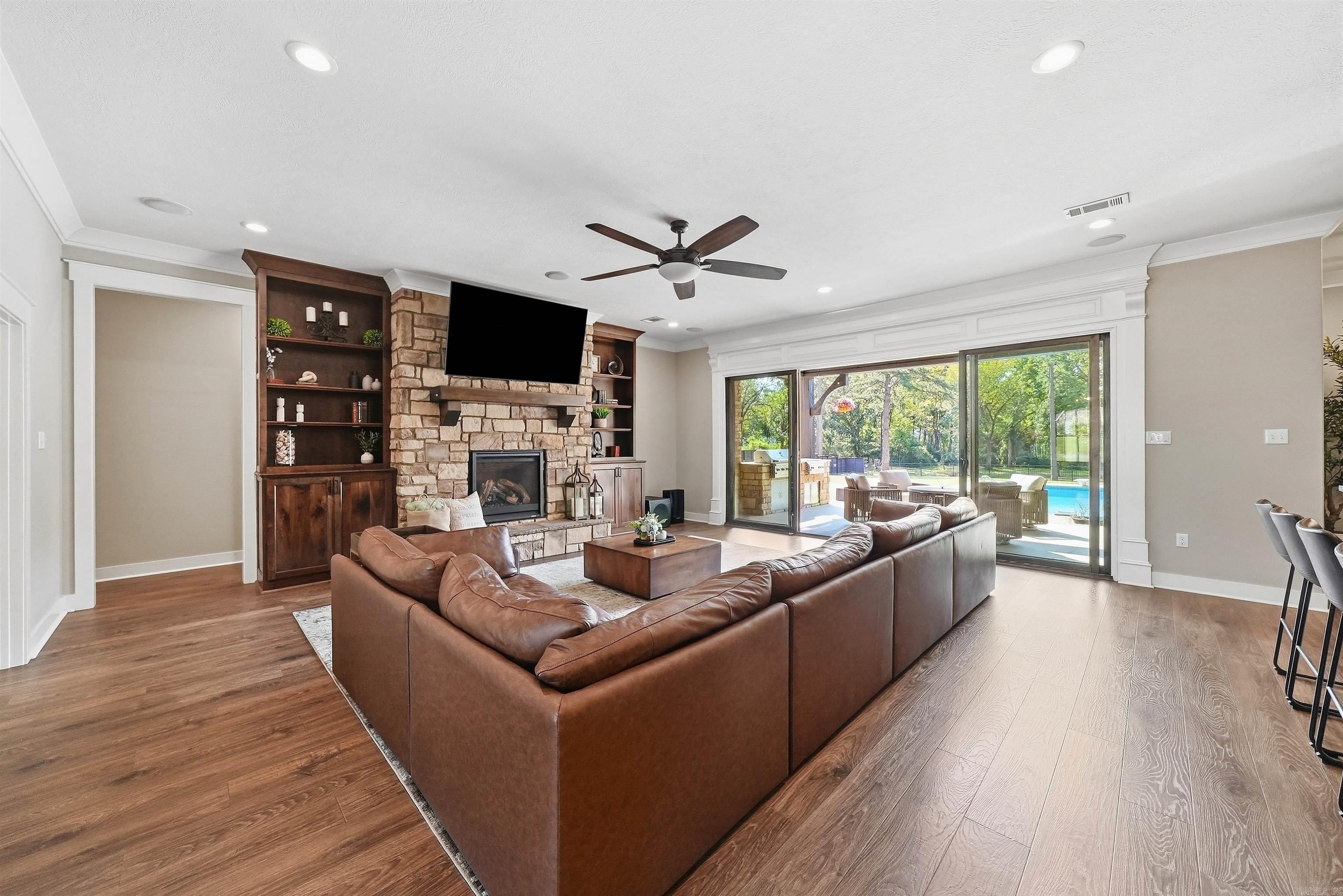 1475 Northwoods Estates Drive — photo 4