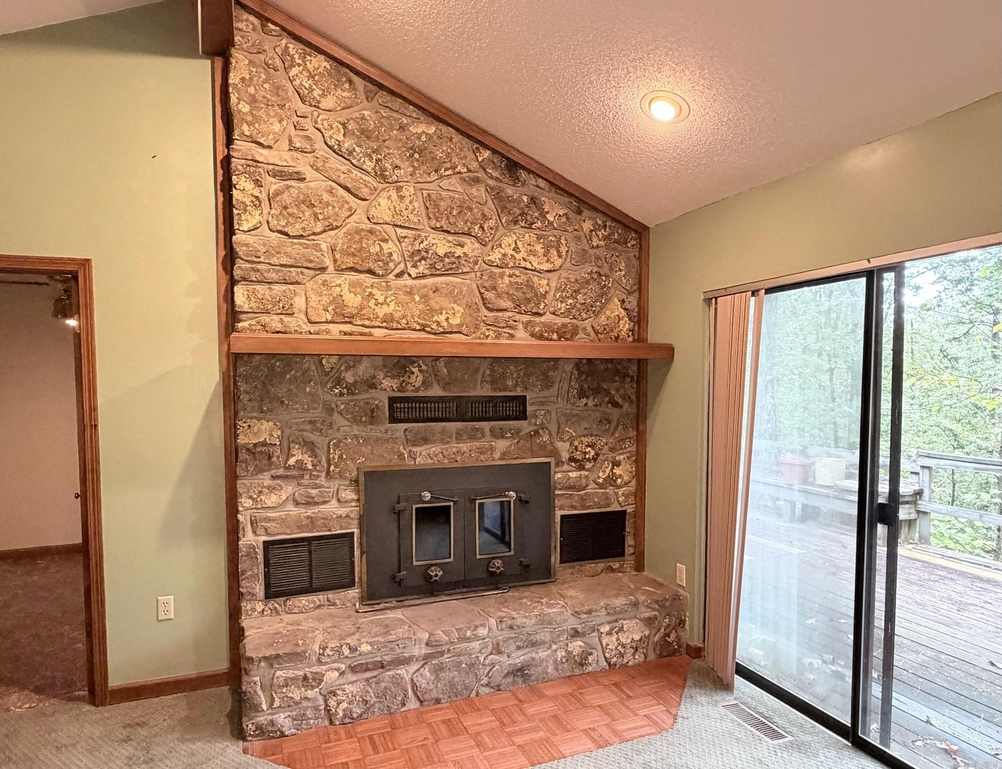 278 Mill Pond Road — photo 4