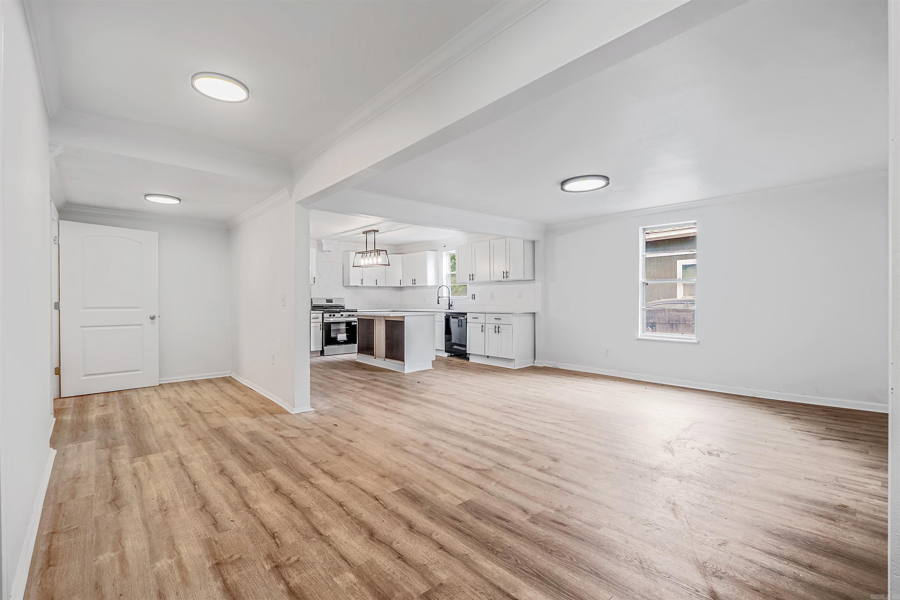 4322 W 17Th St  Little Rock, AR