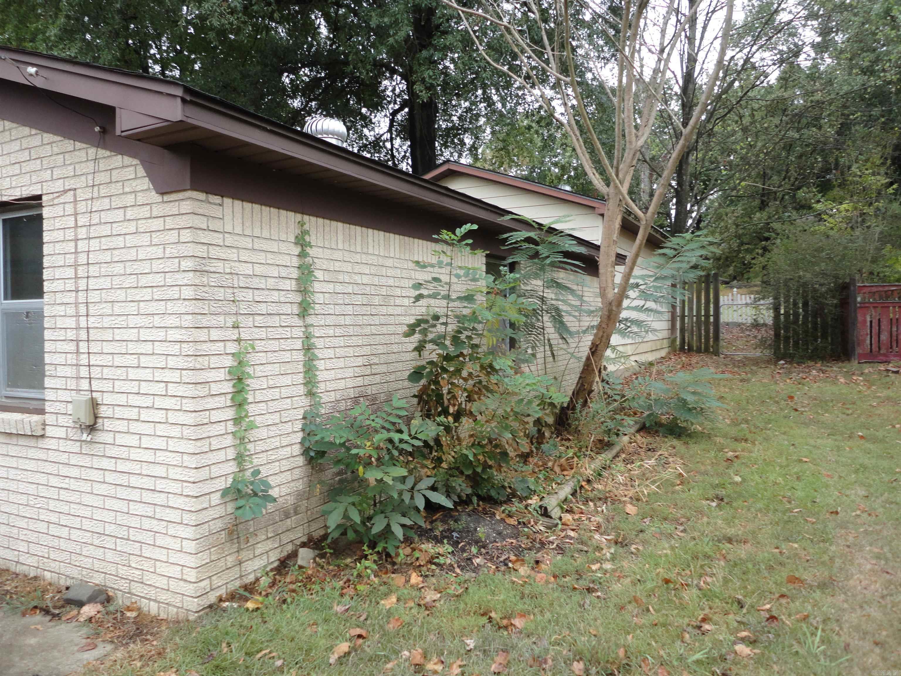 206 S Collison Avenue — photo 2