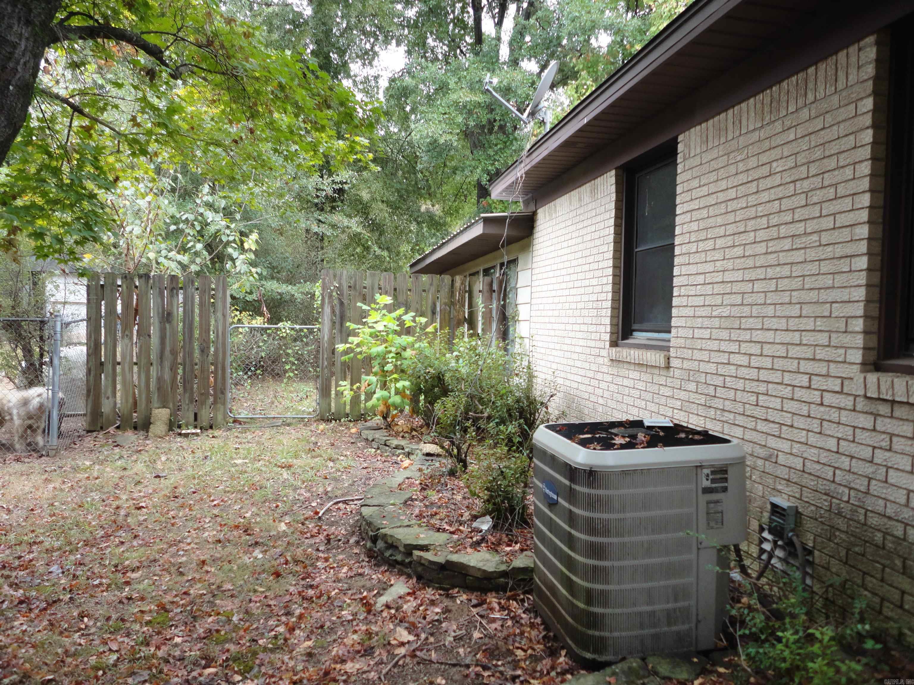 206 S Collison Avenue — photo 4