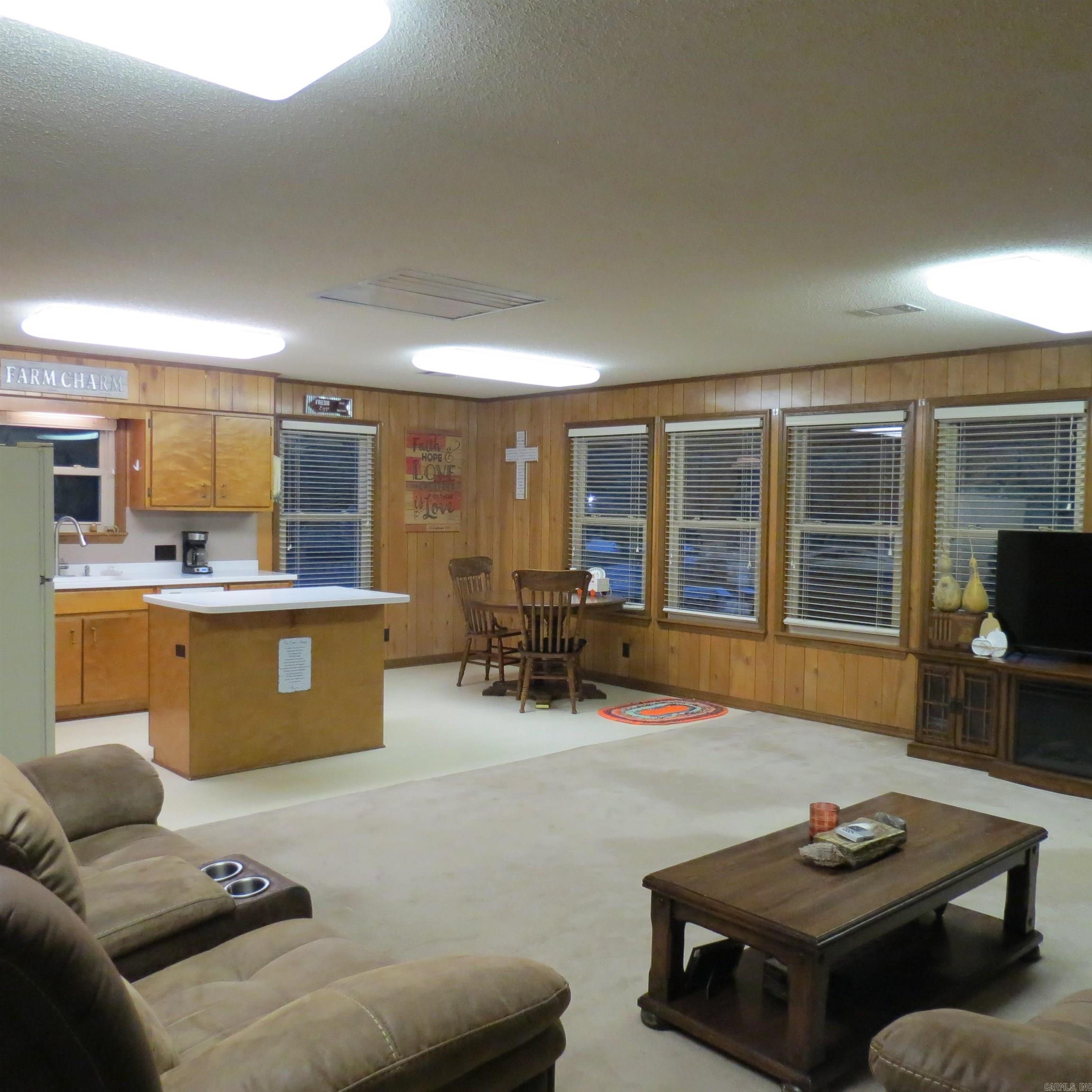 160 Clark  Kingsland, AR