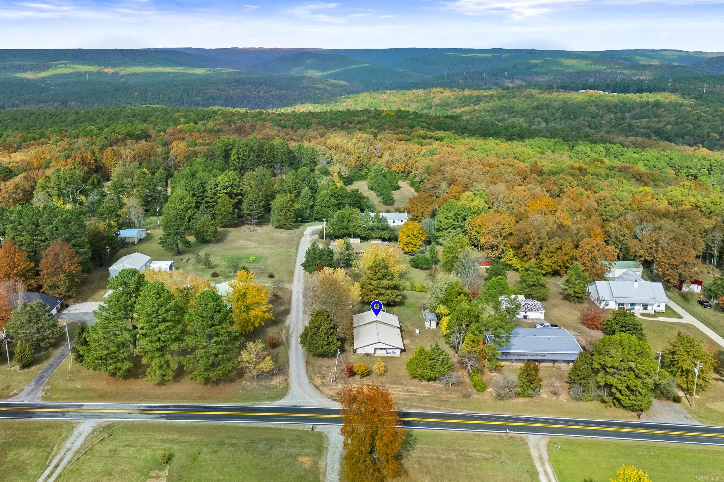 4 Persimmon Ln  Tumbling Shoals, AR