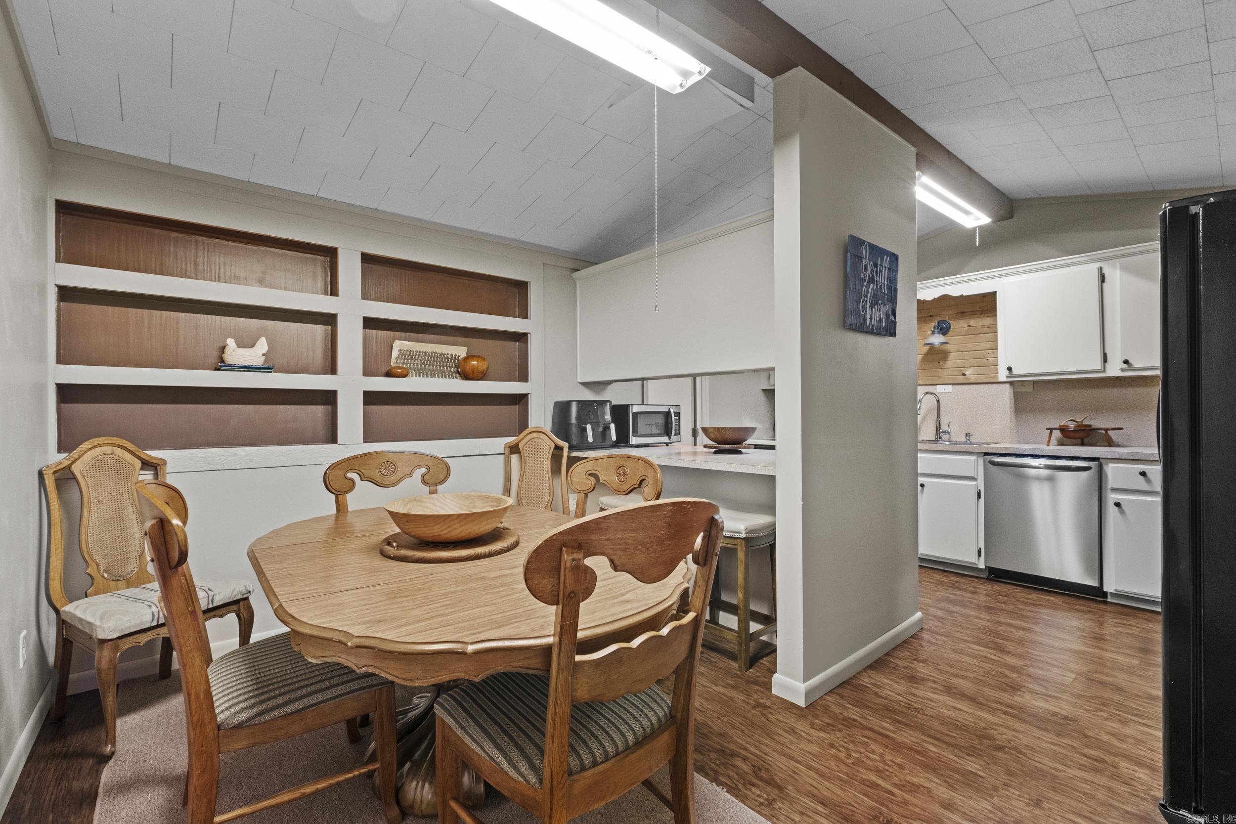 4 Persimmon Ln  Tumbling Shoals, AR