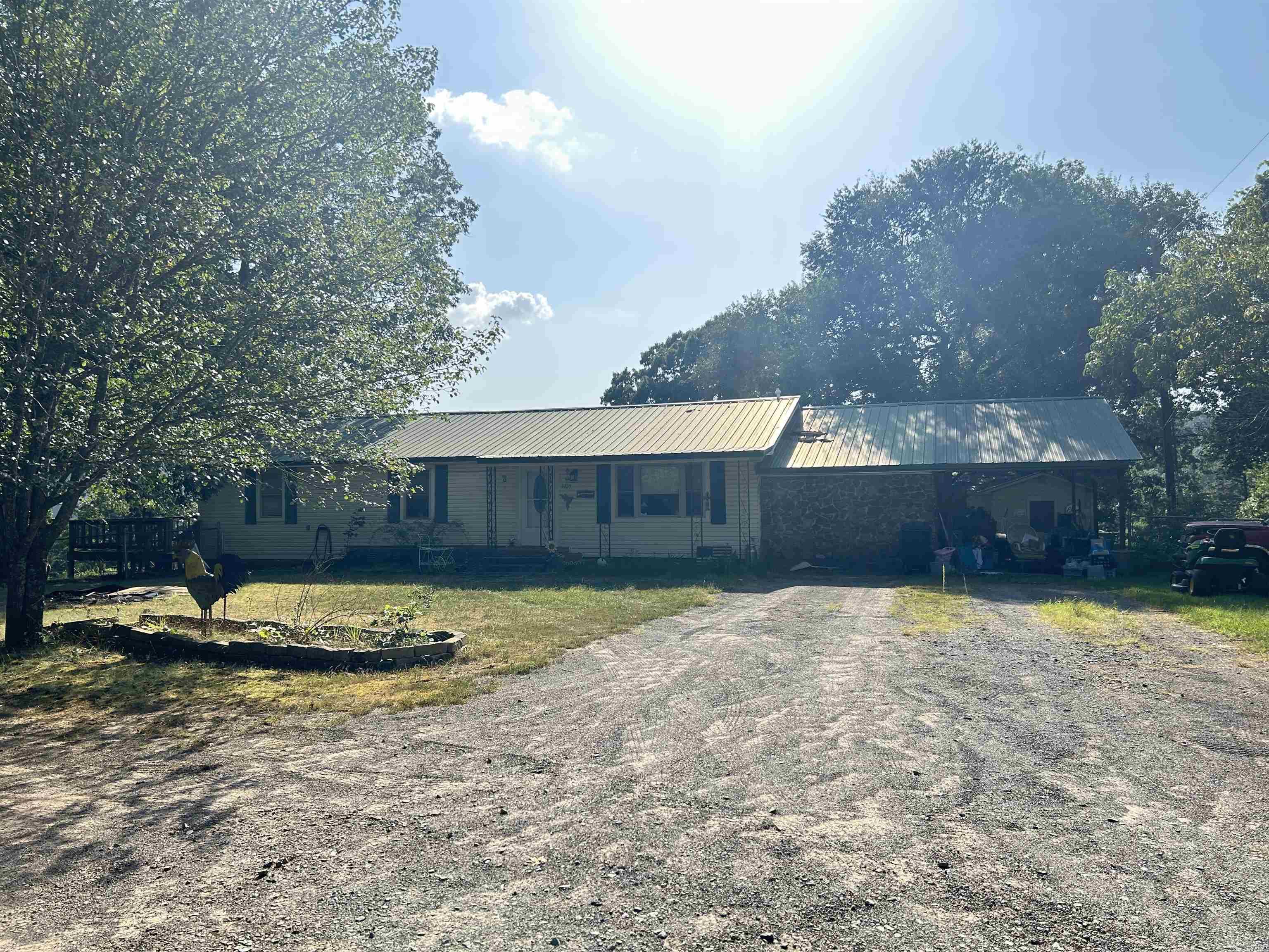 2225 Hwy 16 West  Clinton, AR